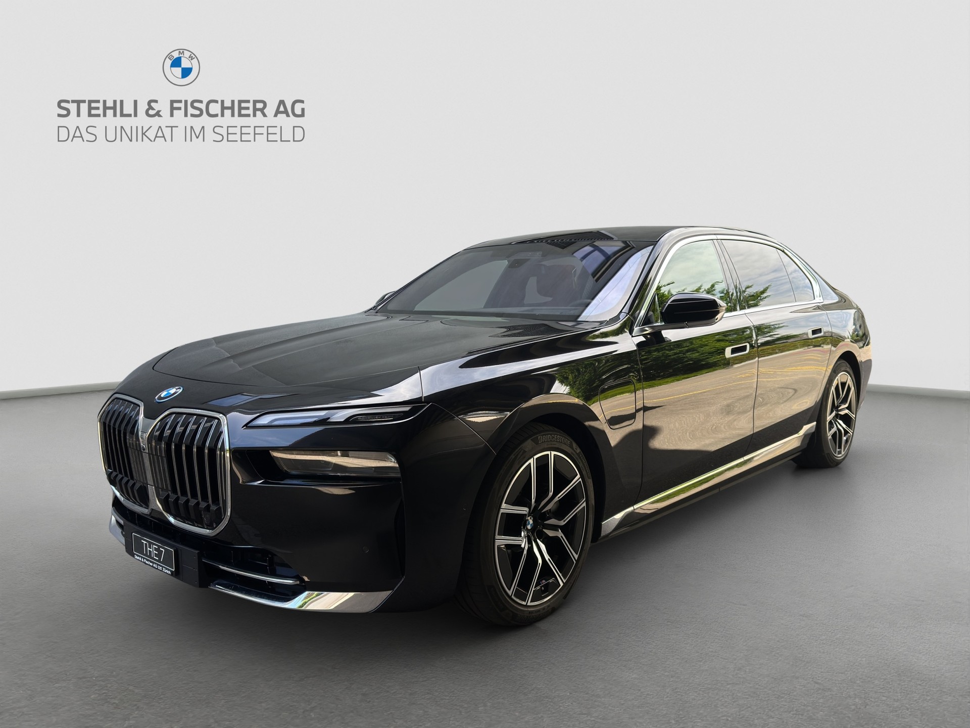 BMW 750e xDrive Steptronic-image-0