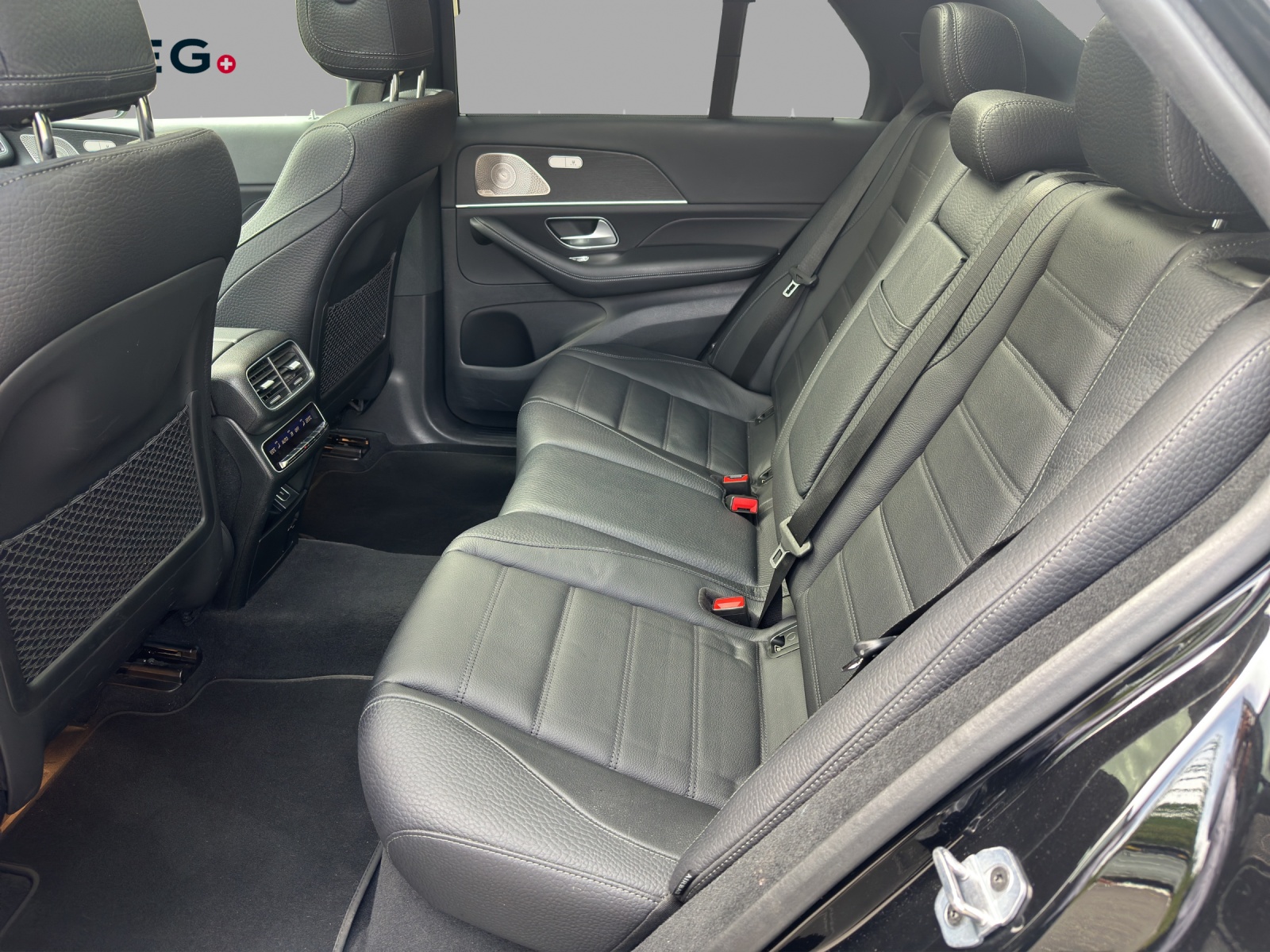 MERCEDES-BENZ GLE 300 d 4Matic 9G-Tronic-image-13