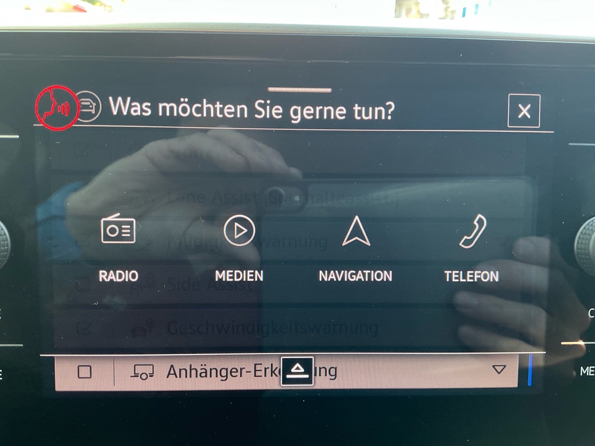 VW T-Roc R-LINE 4MOTION *** PANORAMAGLASDACH & ANHÄNGEKUPPLUNG ***-image-20