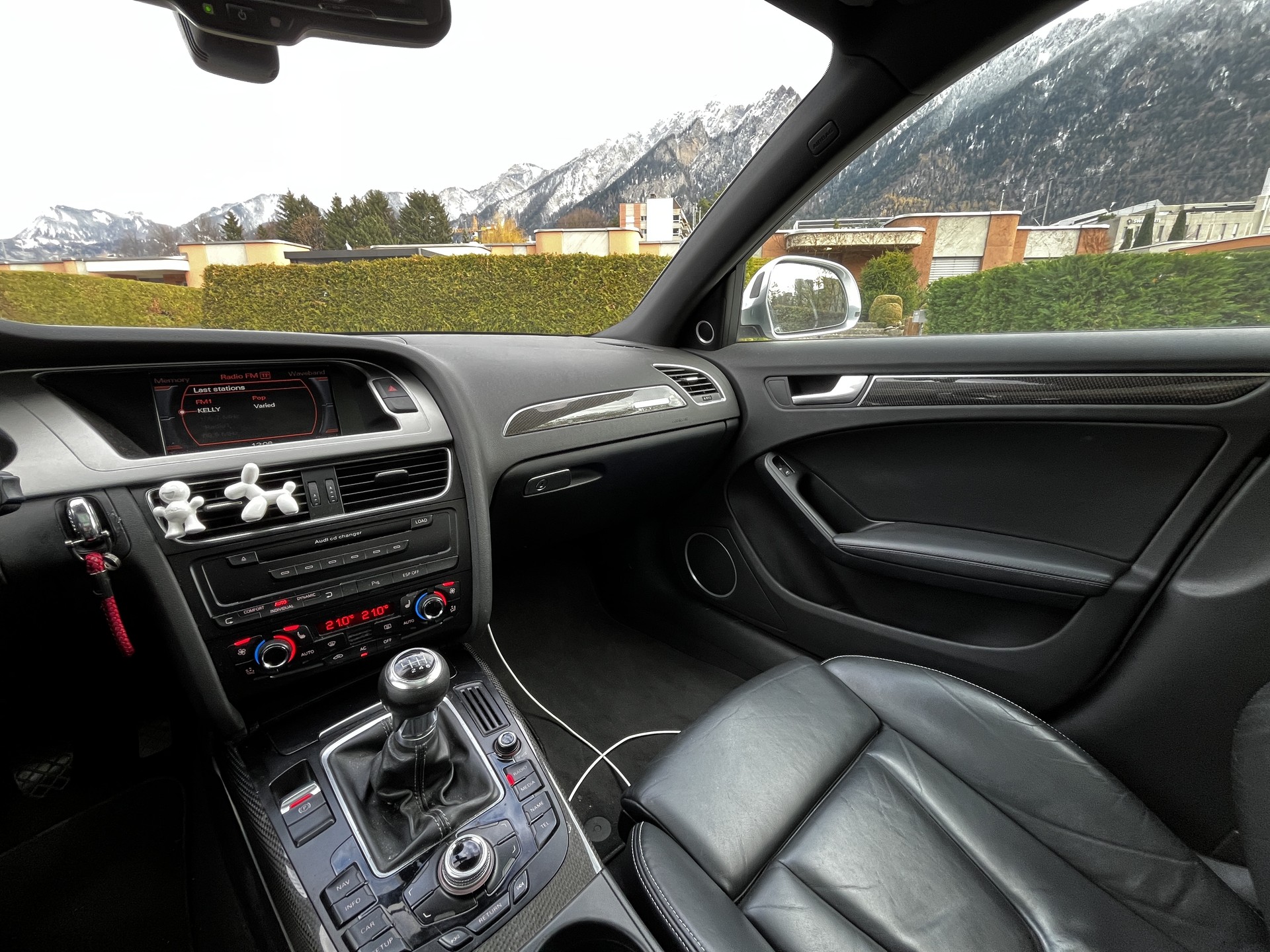 AUDI 3.0 V6 TFSI quattro-image-9