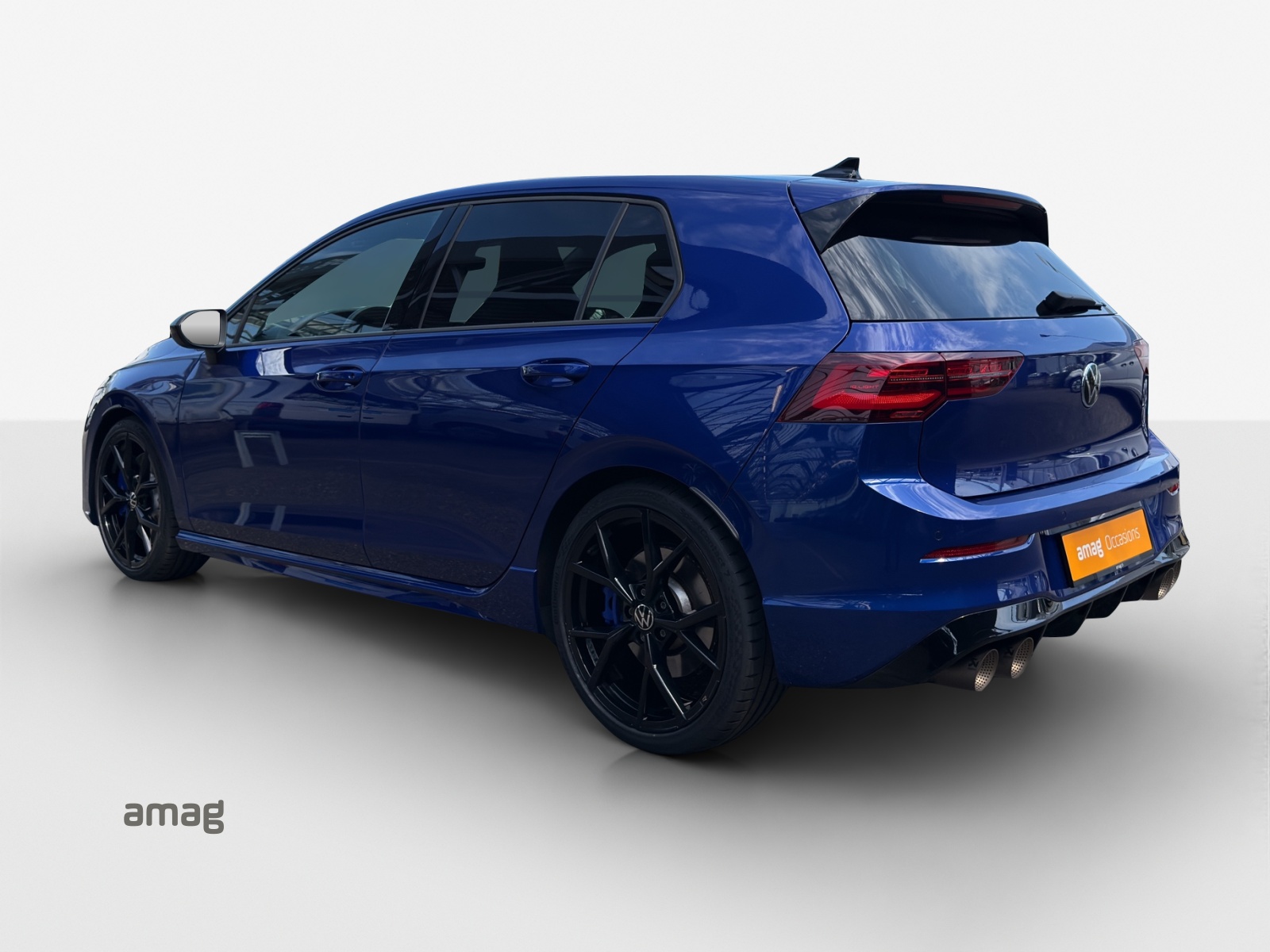 VW Golf 2.0 TSI R DSG 4Motion-image-2