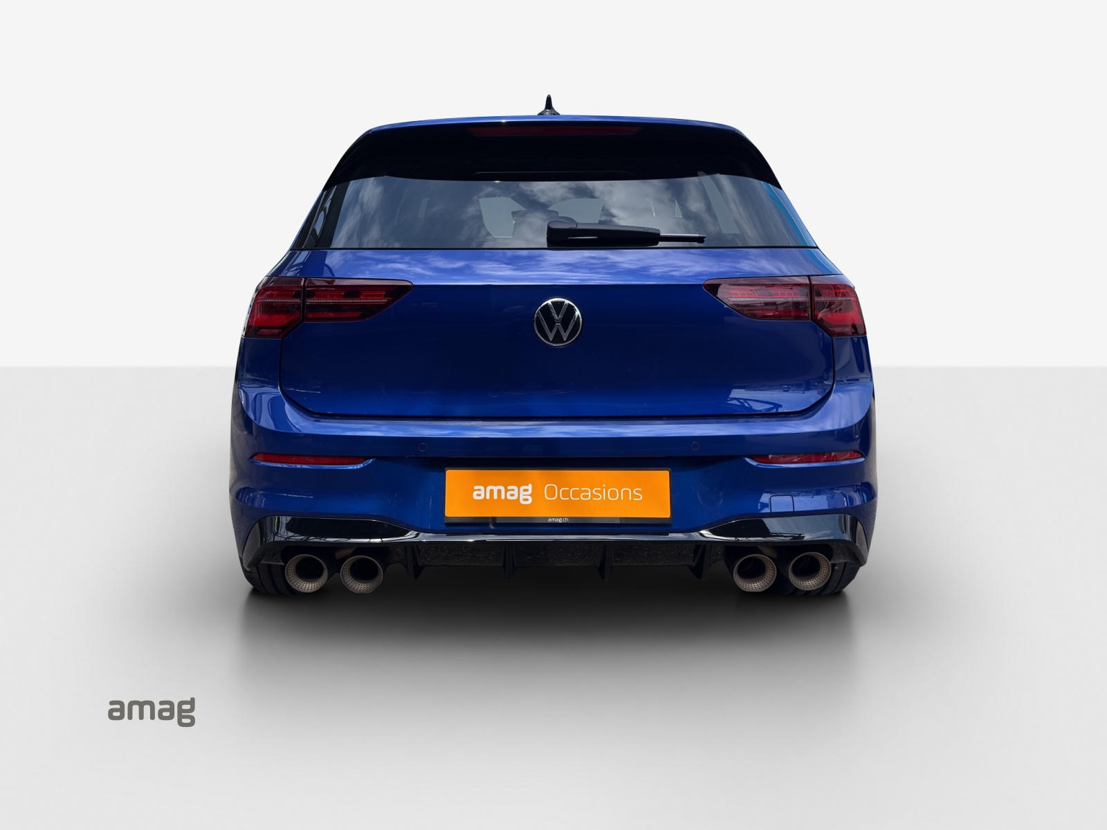 VW Golf 2.0 TSI R DSG 4Motion-image-3