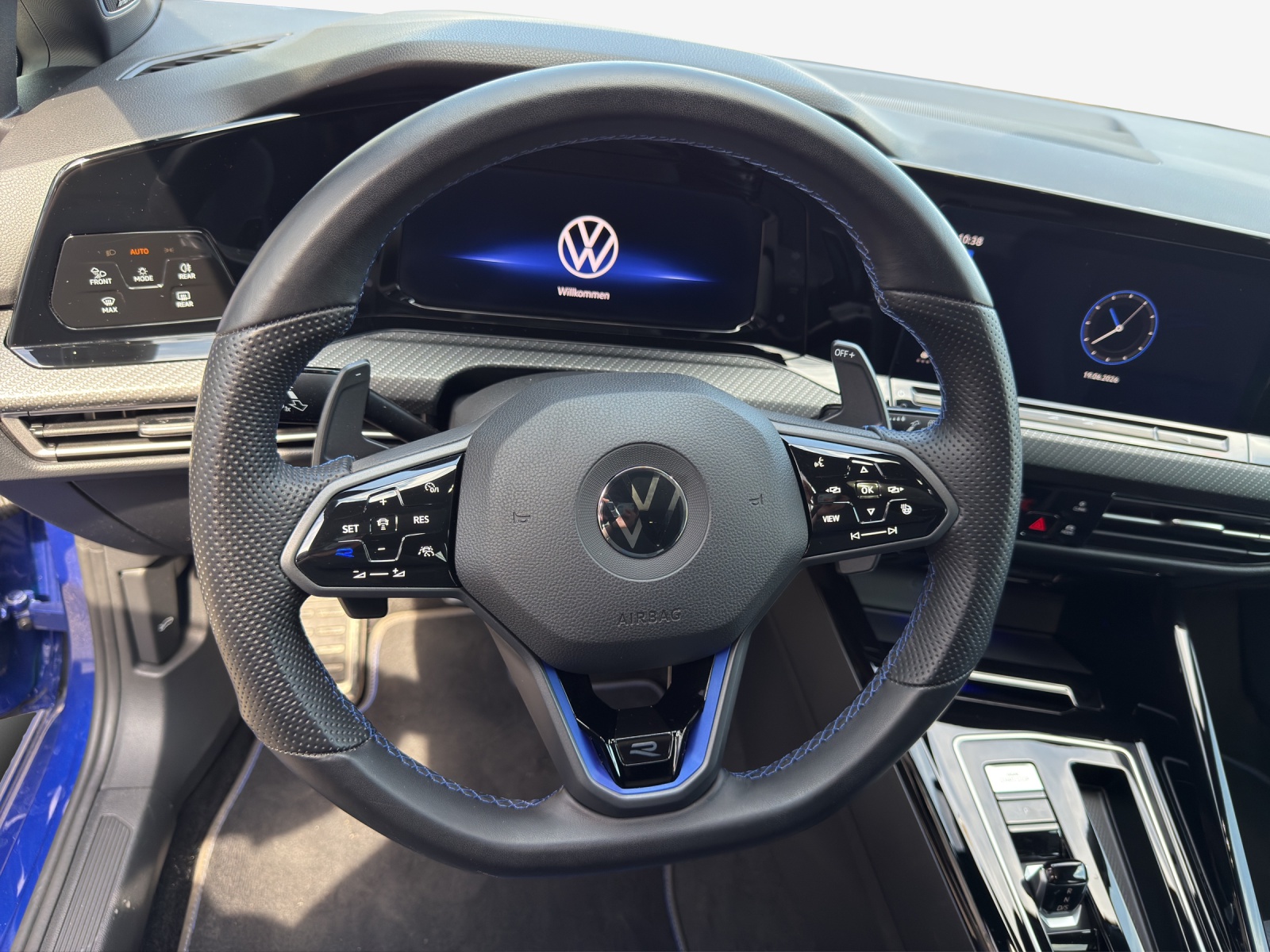 VW Golf 2.0 TSI R DSG 4Motion-image-9