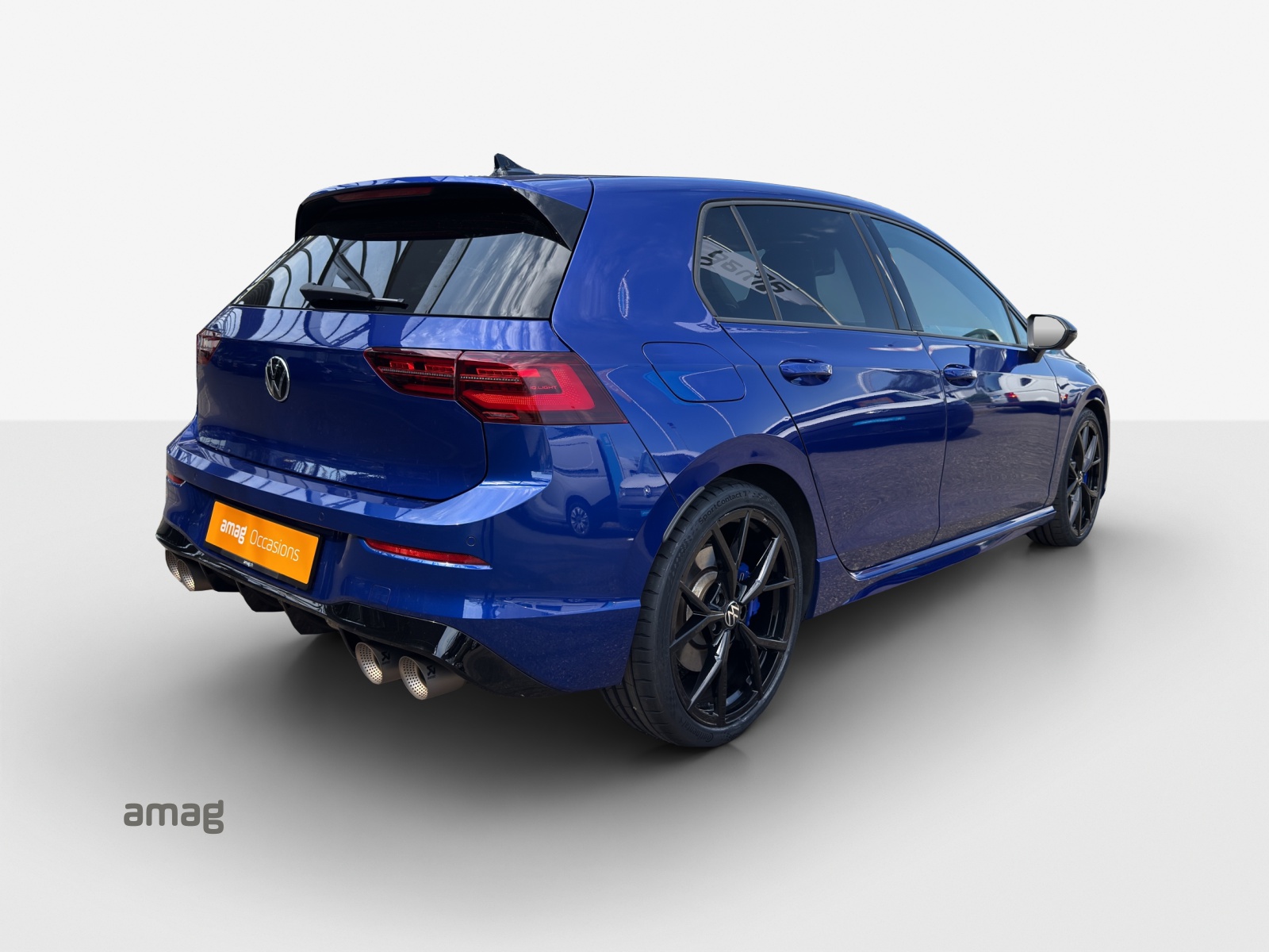 VW Golf 2.0 TSI R DSG 4Motion-image-4