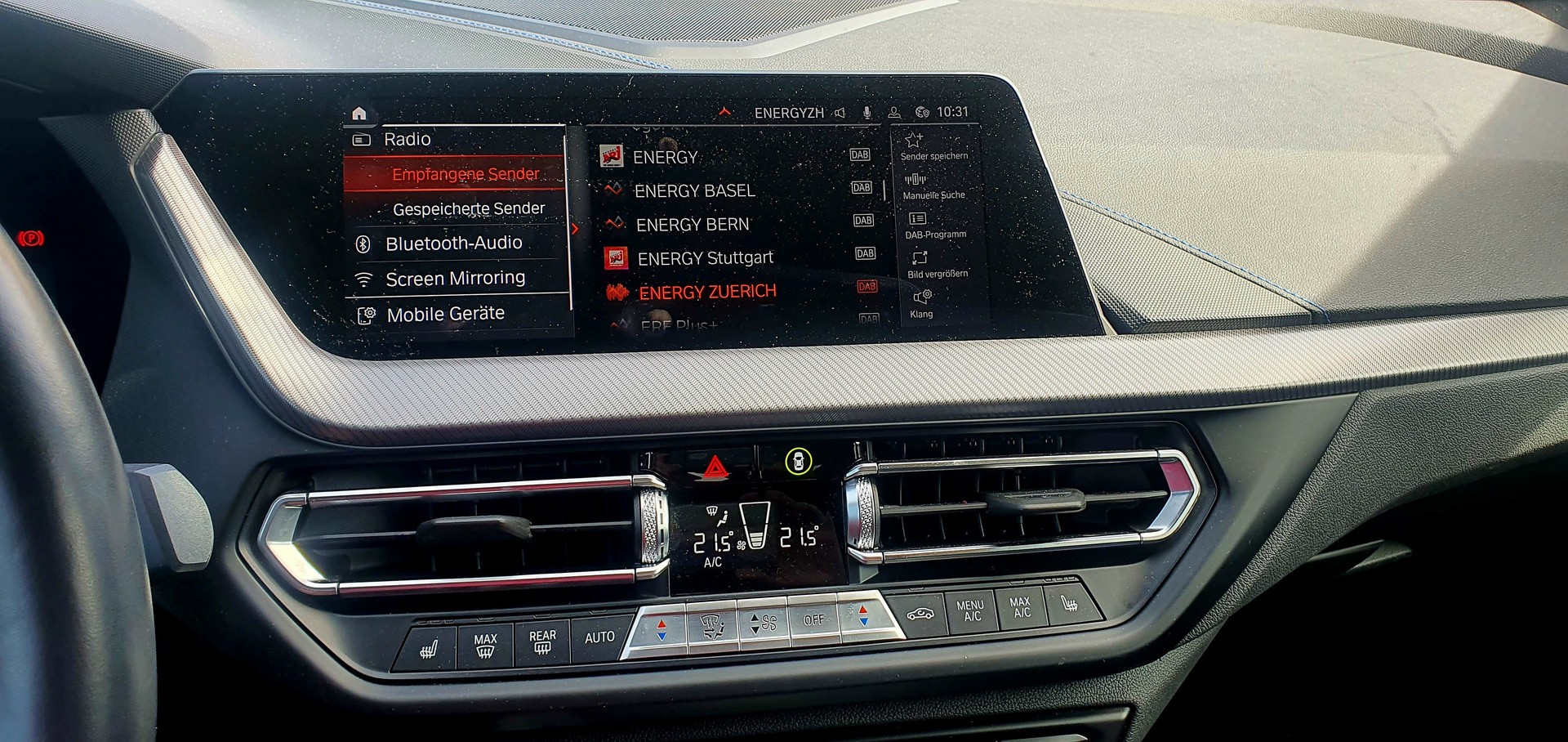 BMW 220i xDrive-image-5