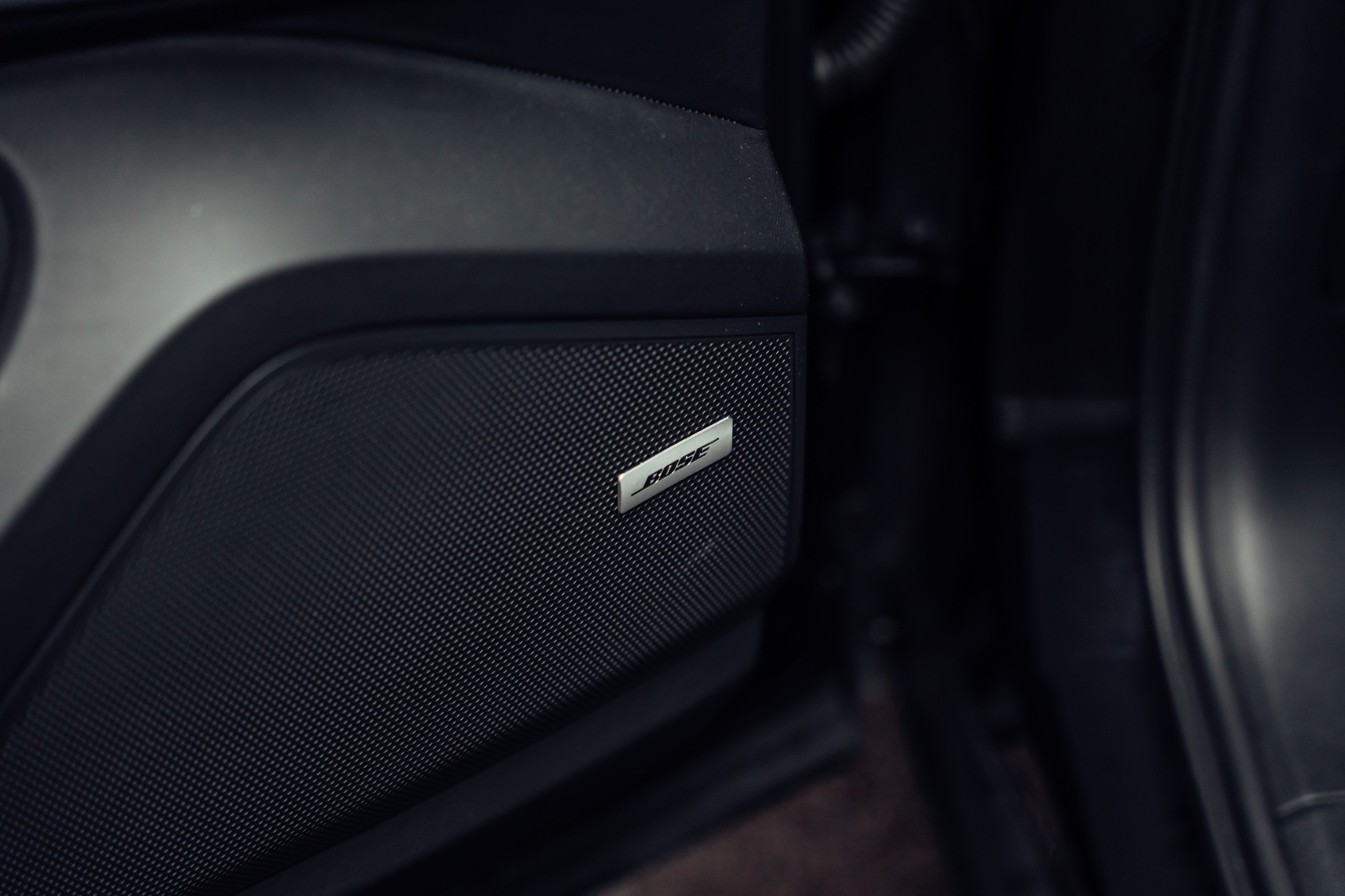 PORSCHE Cayenne E-Hybrid-image-14