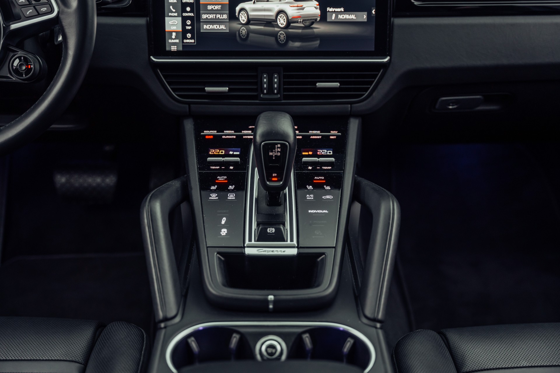 PORSCHE Cayenne E-Hybrid-image-16