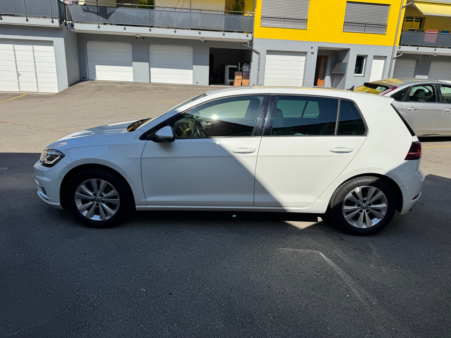 VW Golf 1.4 TSI Highline-image-1