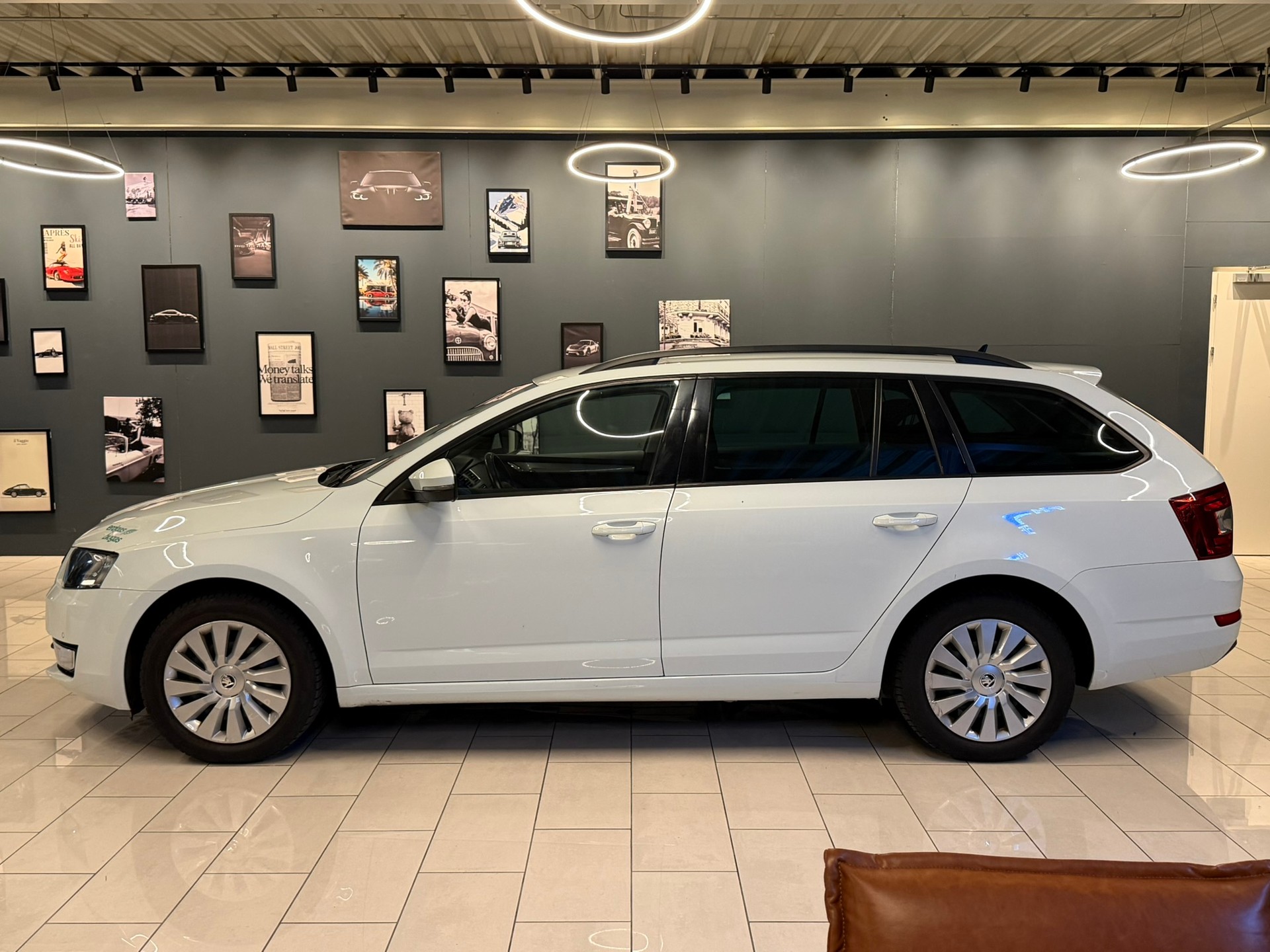 SKODA Octavia Combi 1.4 TSI G-tec Ambition CNG DSG-image-3