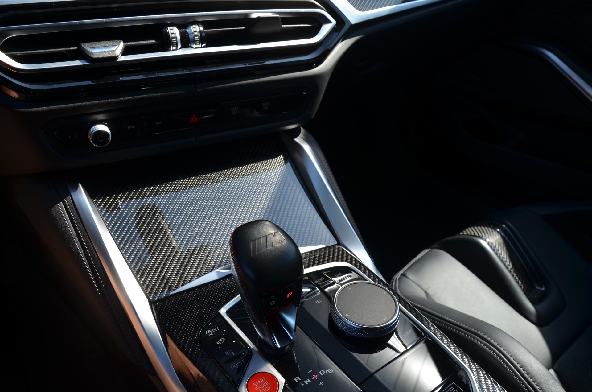 BMW M3 Competition M xDrive-image-24