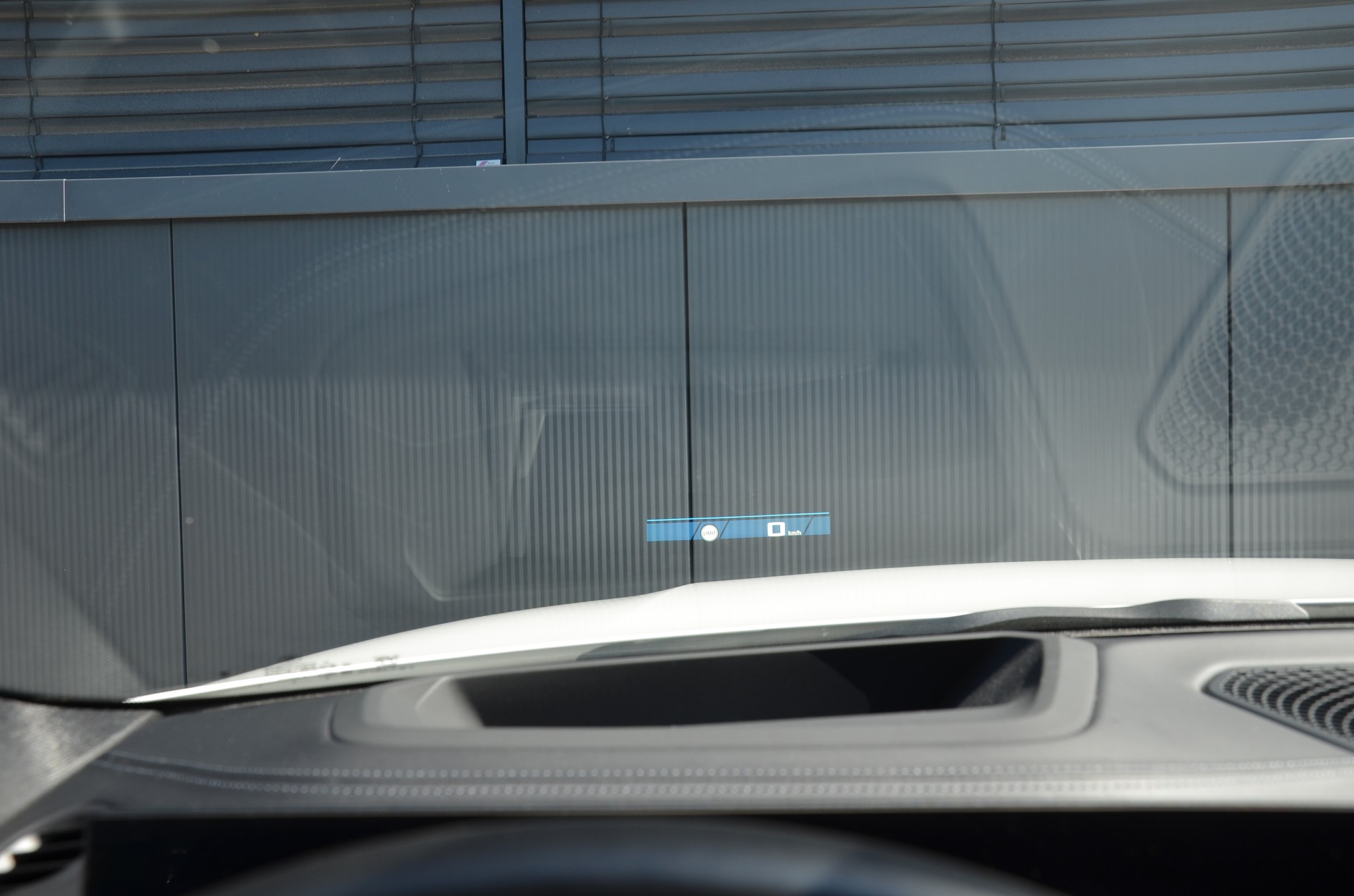 BMW M3 Competition M xDrive-image-23