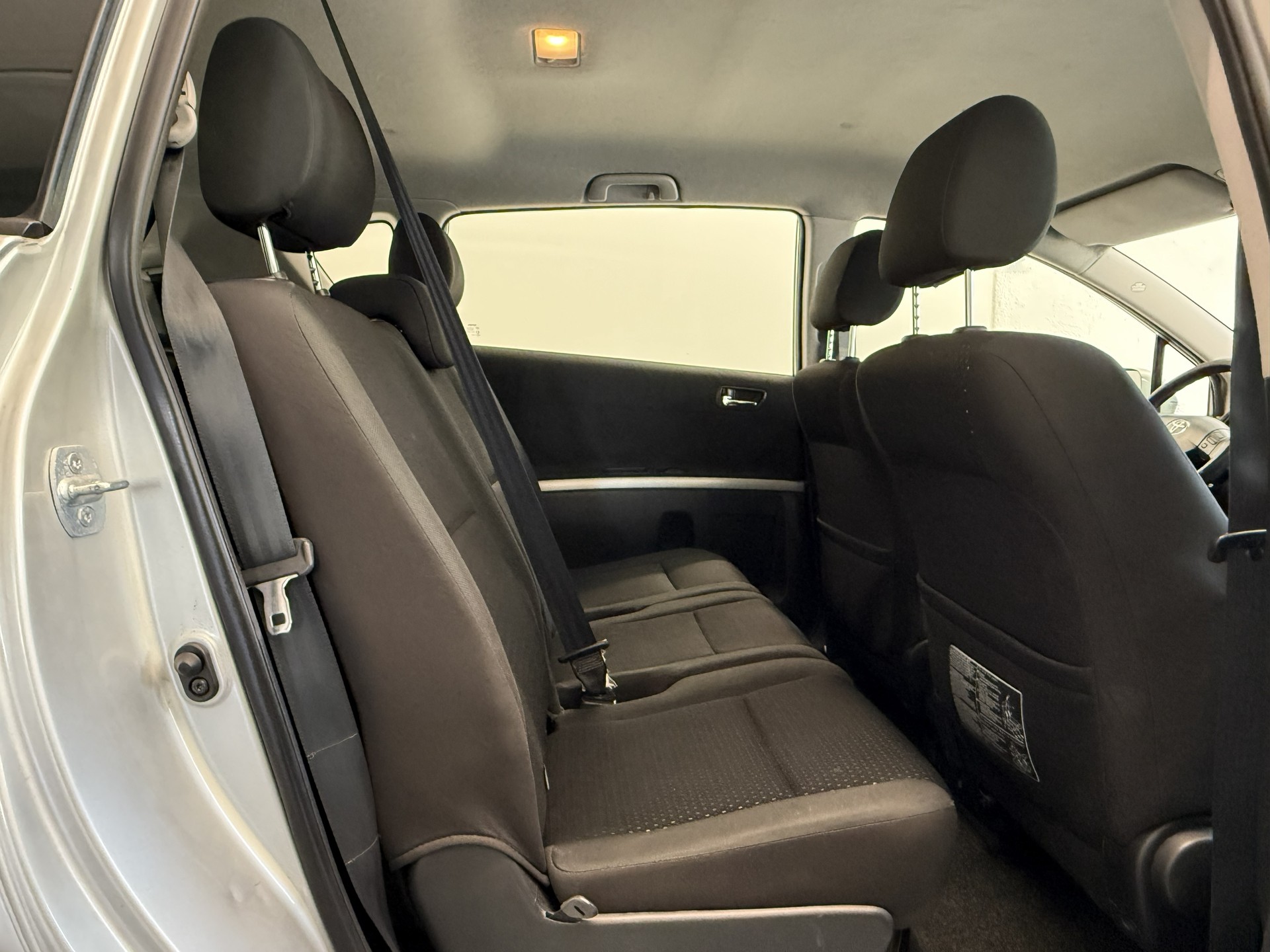 TOYOTA Corolla Verso 2.2 D-4D Linea Sol 7 Plätzer-image-13