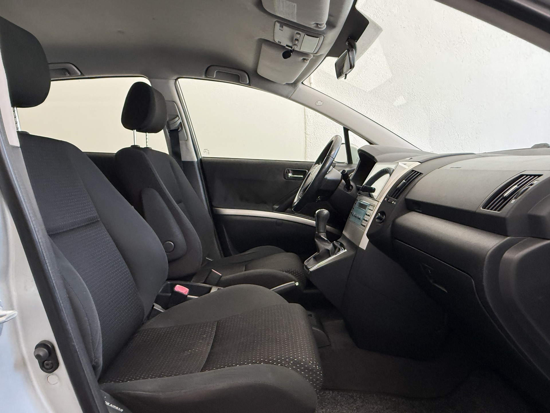 TOYOTA Corolla Verso 2.2 D-4D Linea Sol 7 Plätzer-image-12