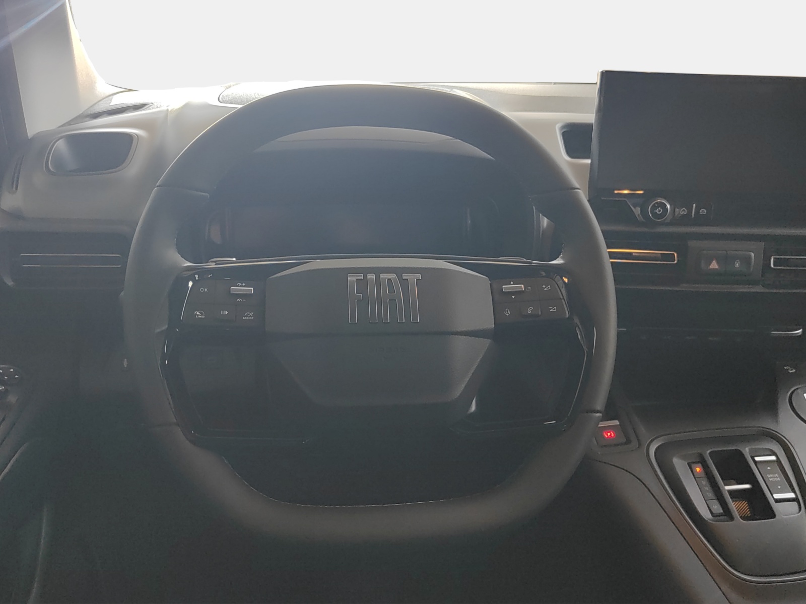 FIAT Qubo L 1.5D/130 La Prima 7P-image-12