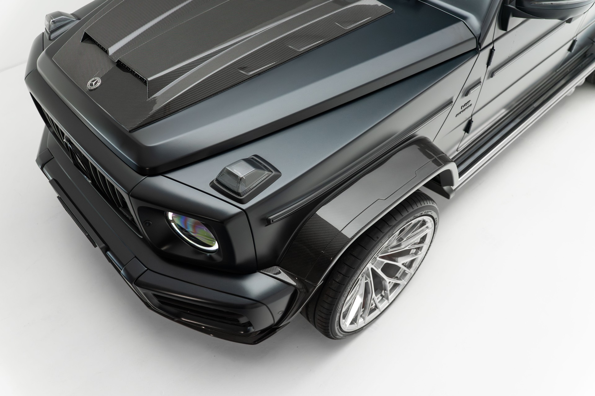 MERCEDES-BENZ G 63 AMG Speedshift Plus G-Tronic - CT Carbon-image-4