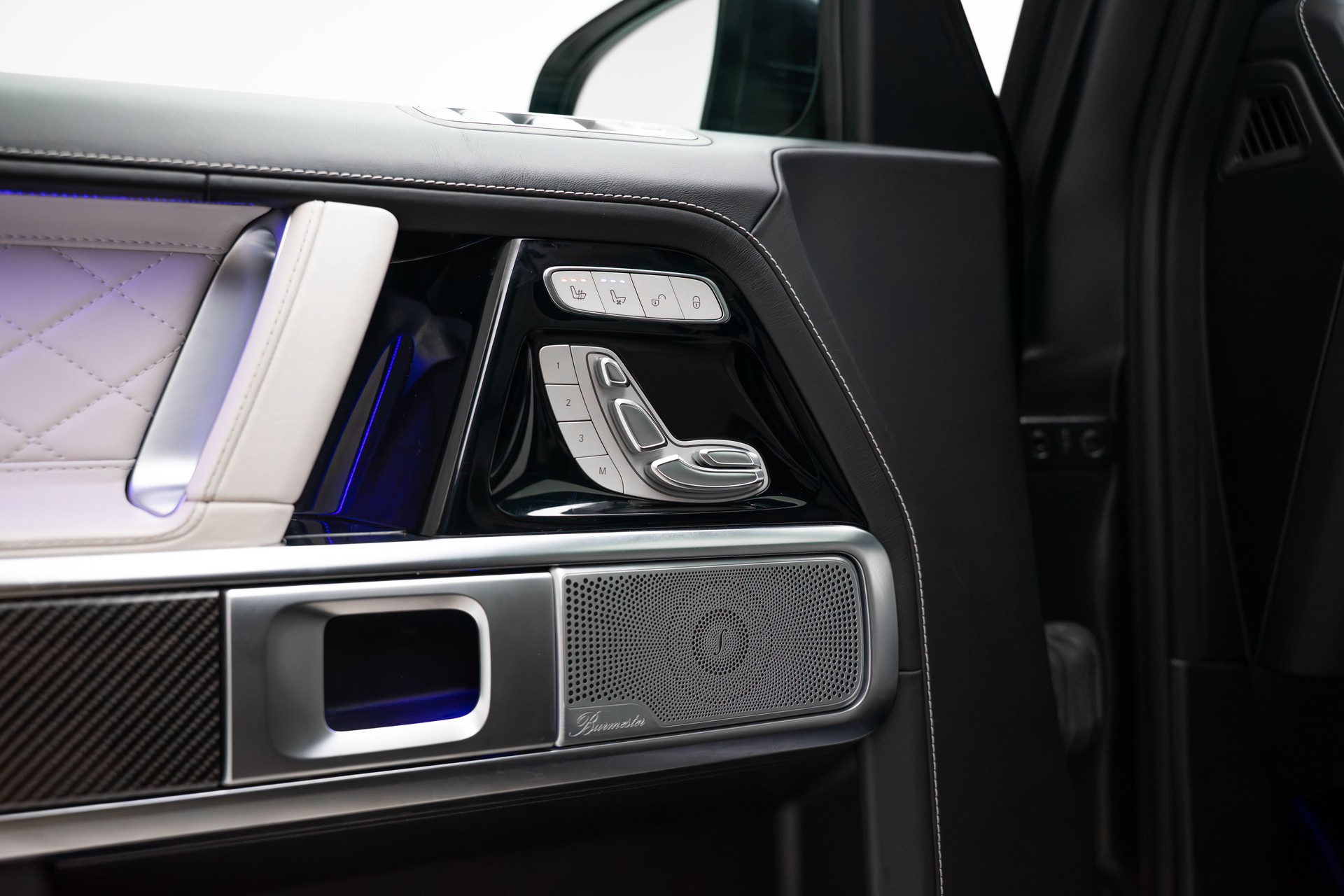 MERCEDES-BENZ G 63 AMG Speedshift Plus G-Tronic - CT Carbon-image-19