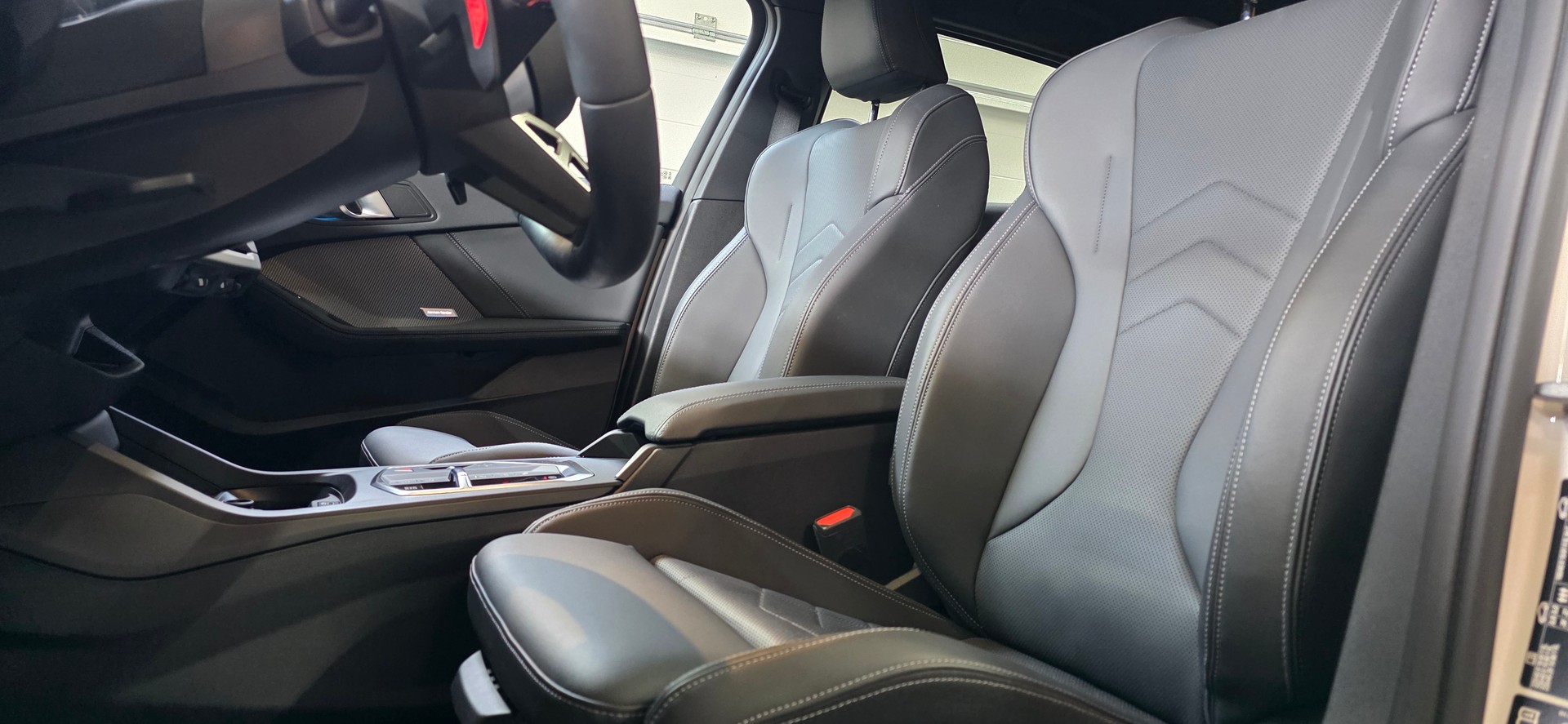 BMW M135 xDrive *Harman/Kardon*Voll-Leder*Rückfahrkamera*Sitzheizung*-image-9