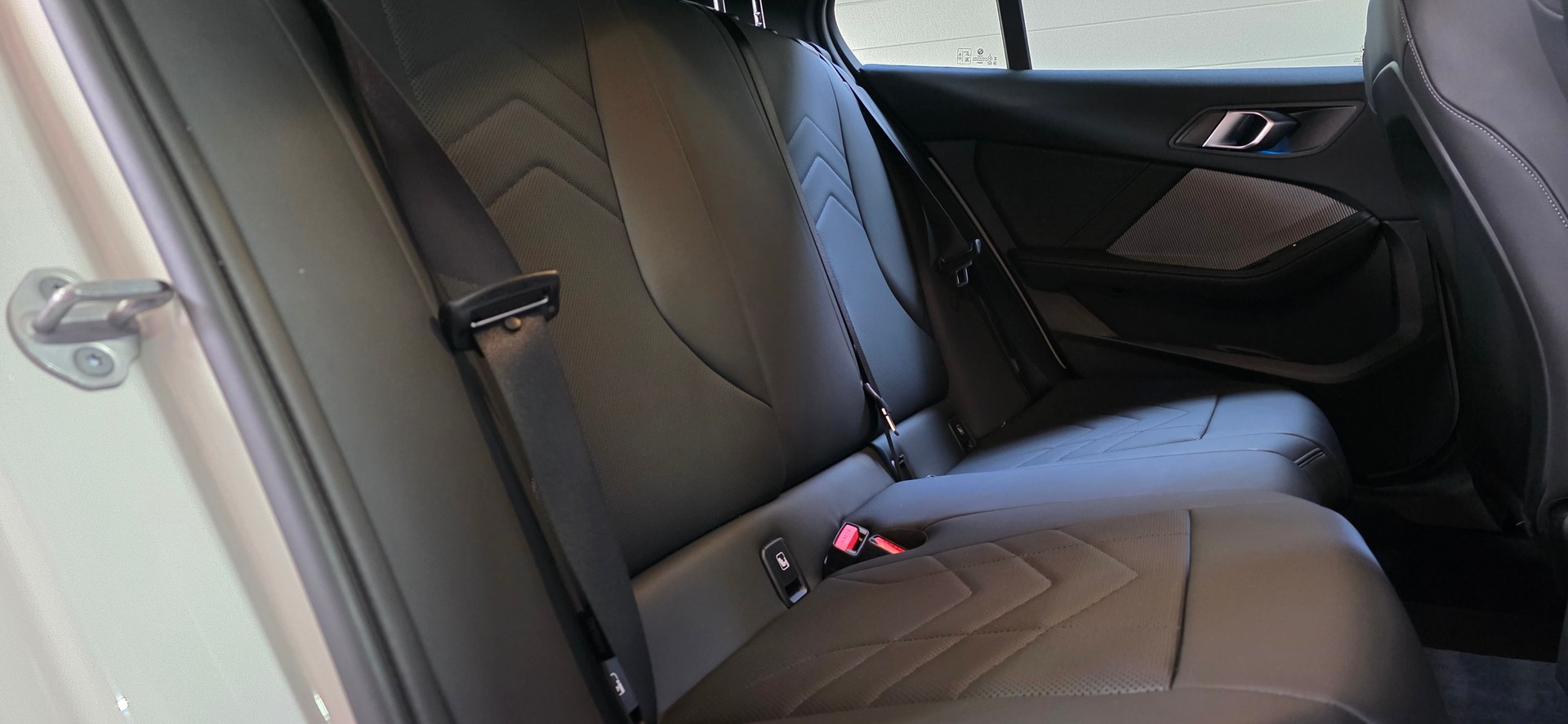 BMW M135 xDrive *Harman/Kardon*Voll-Leder*Rückfahrkamera*Sitzheizung*-image-27