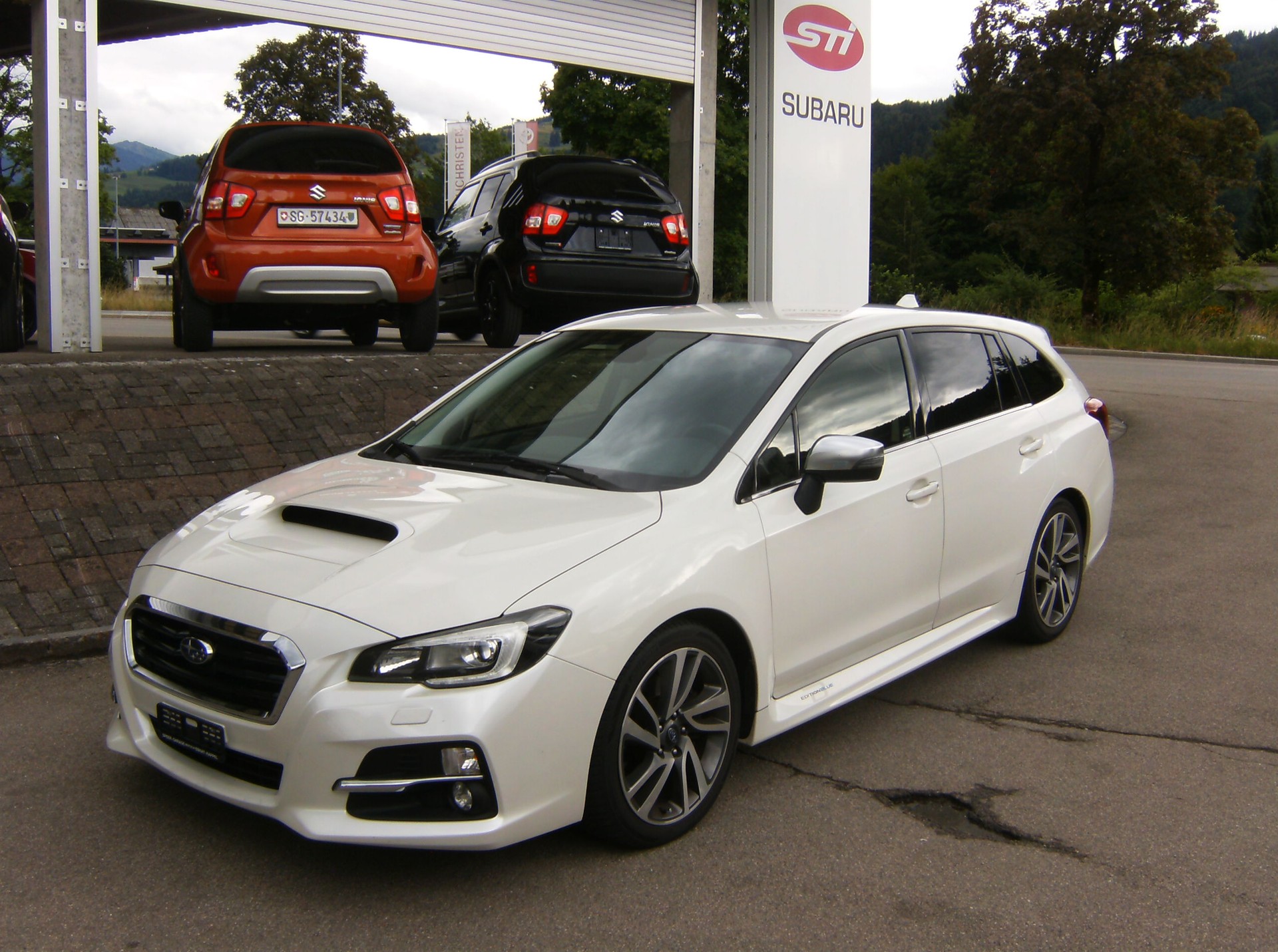 SUBARU Levorg 1.6DIT Swiss S AWD Lineartronic-image-0