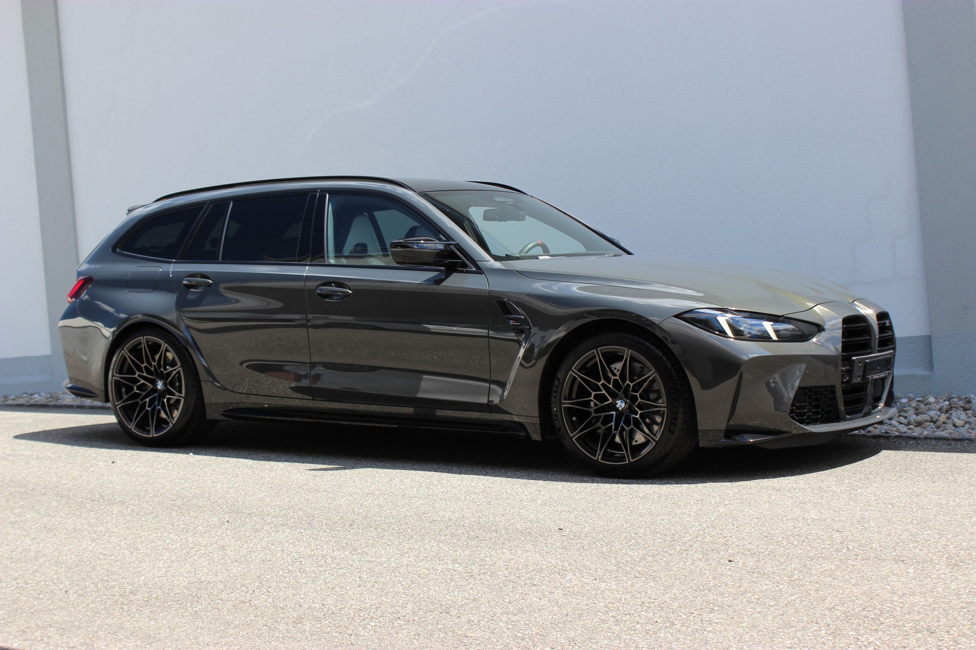 BMW M3 Touring xDrive Competition Individual *DRAVITGRAU METALLIC*-image-5