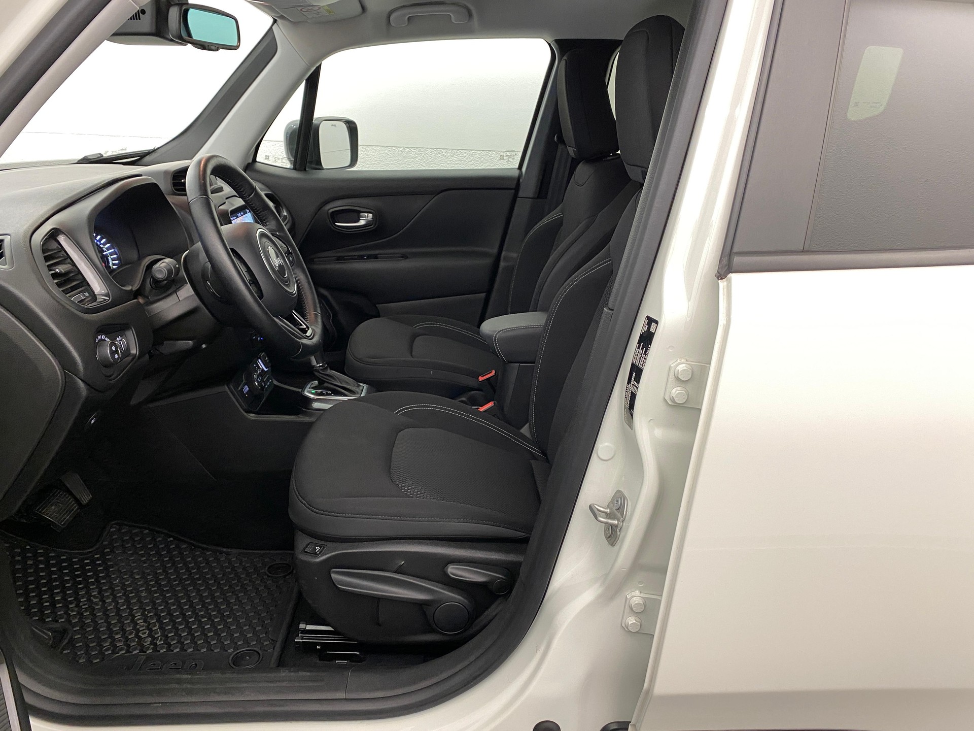 JEEP Renegade 1.3 S 4xe-image-11