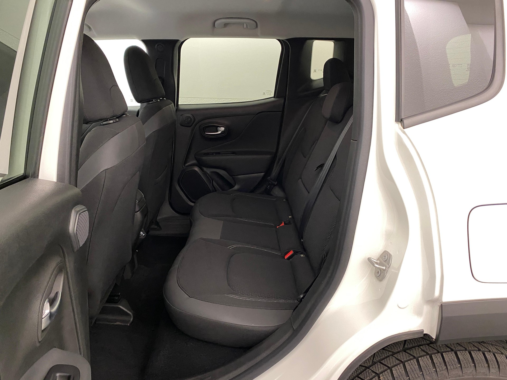 JEEP Renegade 1.3 S 4xe-image-16