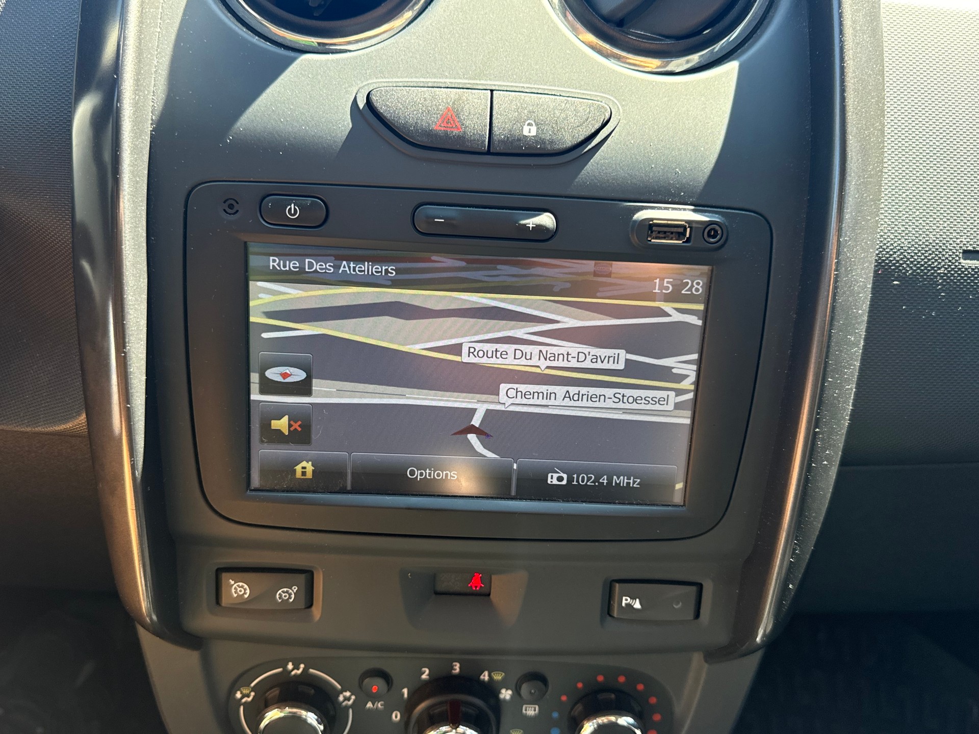 DACIA Duster 1.5 dCi Ambiance 4x4-image-8