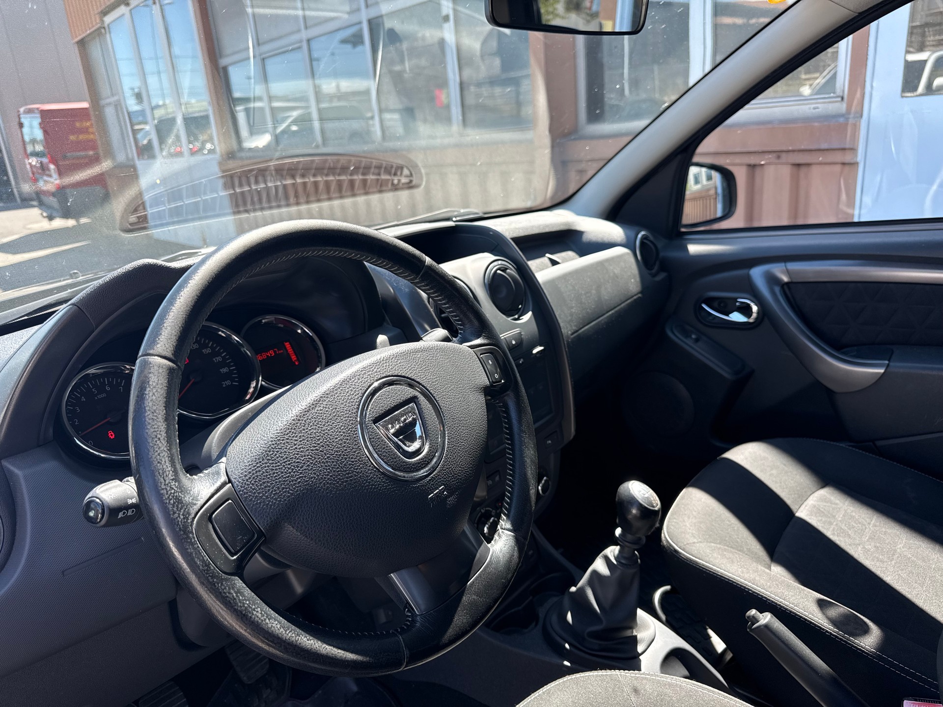 DACIA Duster 1.5 dCi Ambiance 4x4-image-5