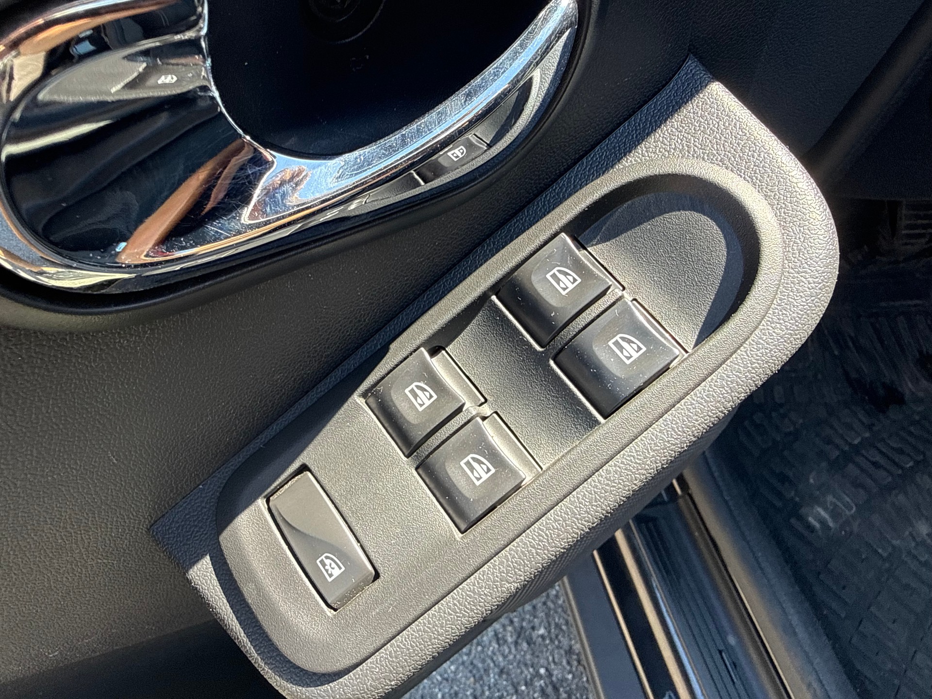 DACIA Duster 1.5 dCi Ambiance 4x4-image-12