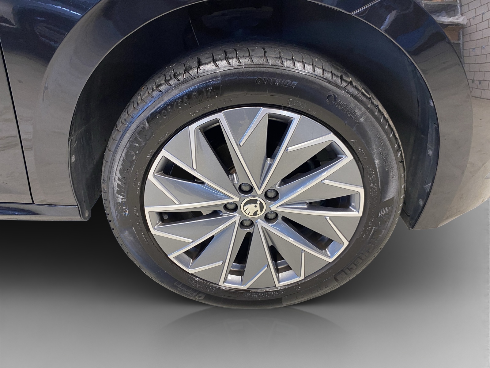 SKODA Kamiq 1.0 TSI Tour DSG-image-14
