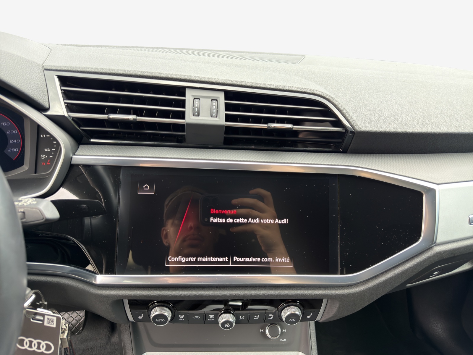 AUDI Q3 Sportback 35 TFSI Attraction S-tronic-image-10