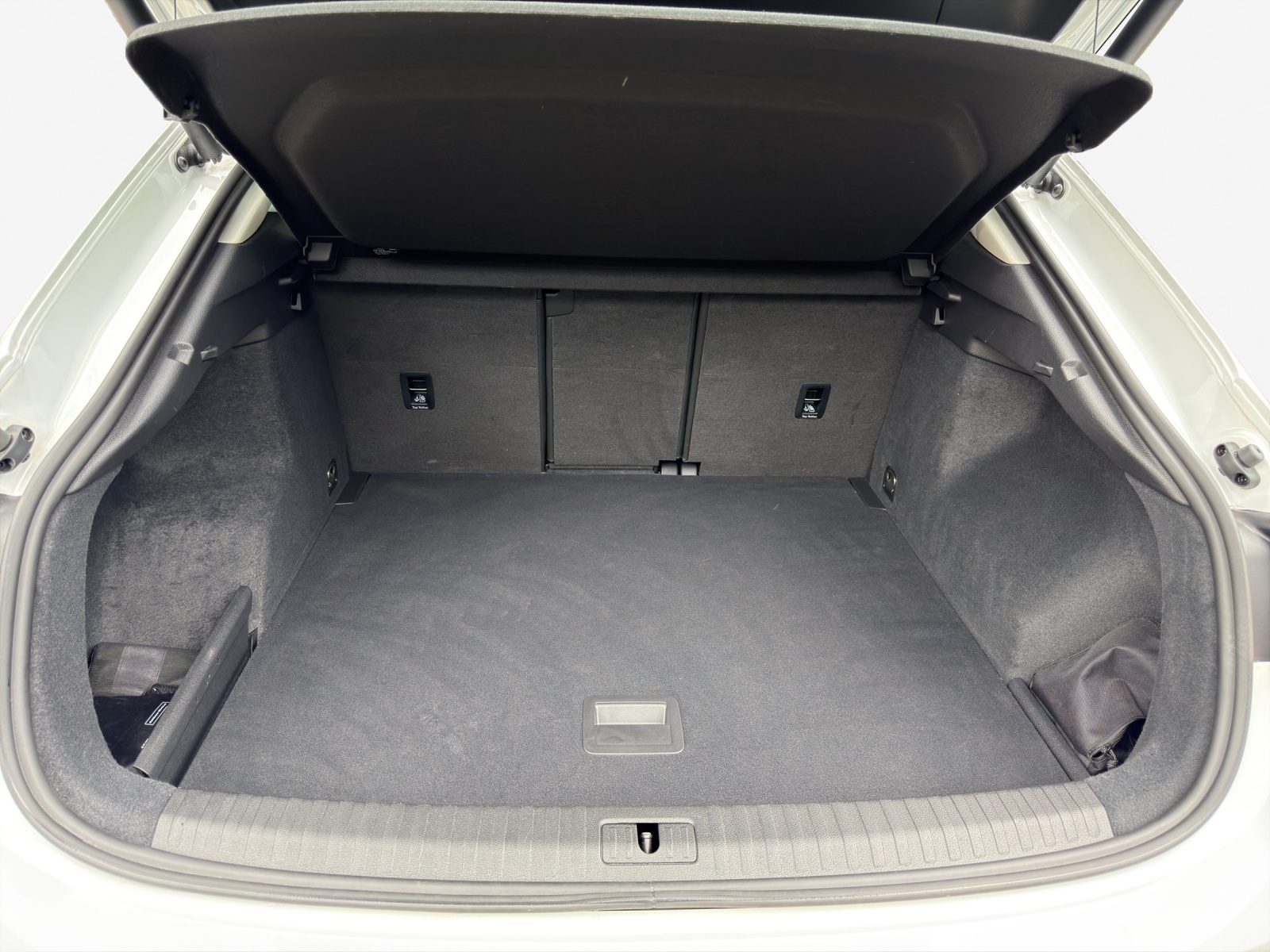 AUDI Q3 Sportback 35 TFSI Attraction S-tronic-image-12