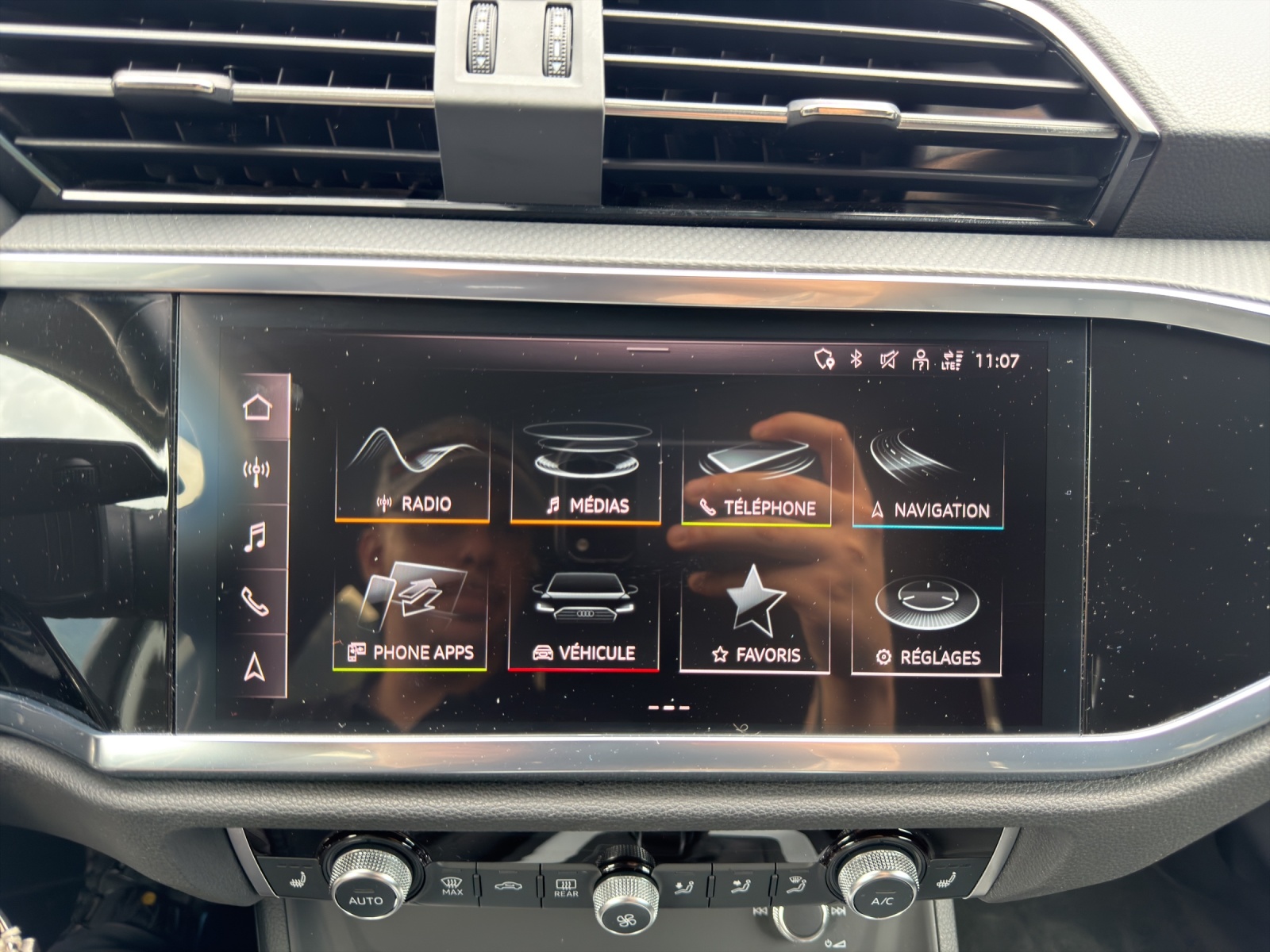 AUDI Q3 Sportback 35 TFSI Attraction S-tronic-image-13