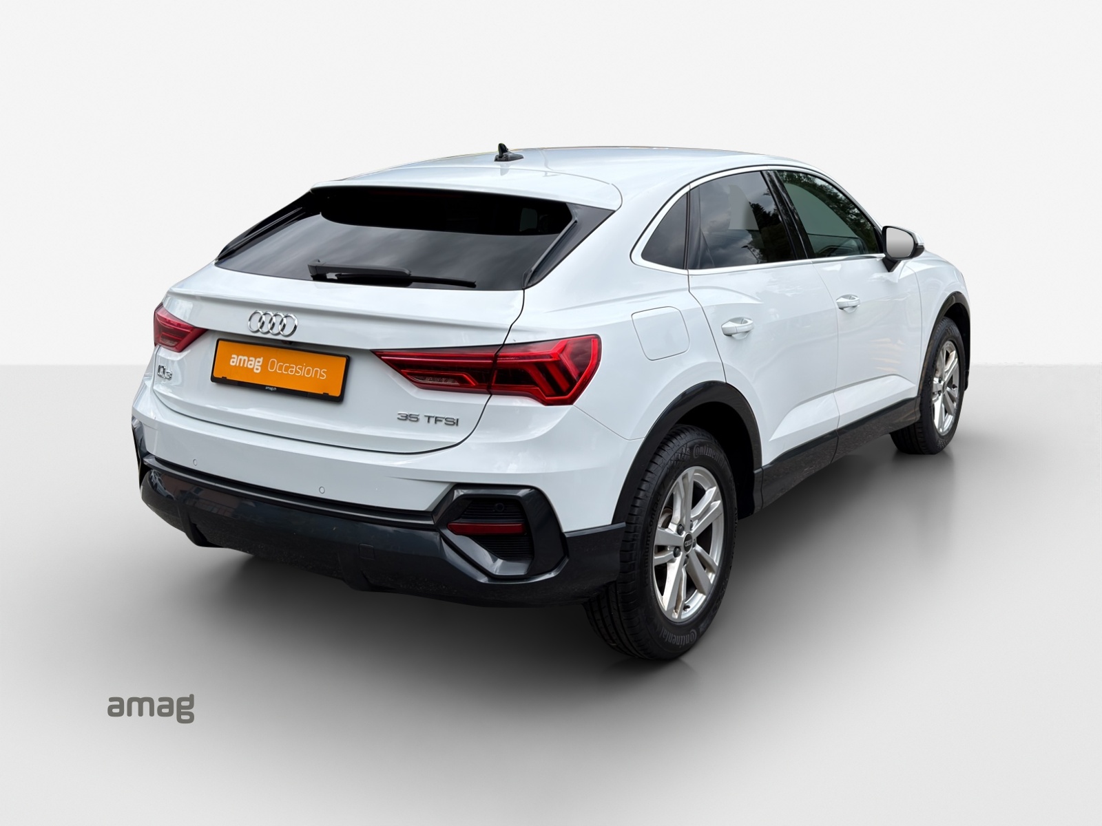 AUDI Q3 Sportback 35 TFSI Attraction S-tronic-image-4