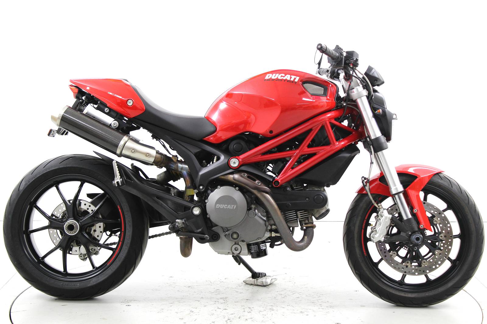 DUCATI Ducati Monster 796-showroom-element-3