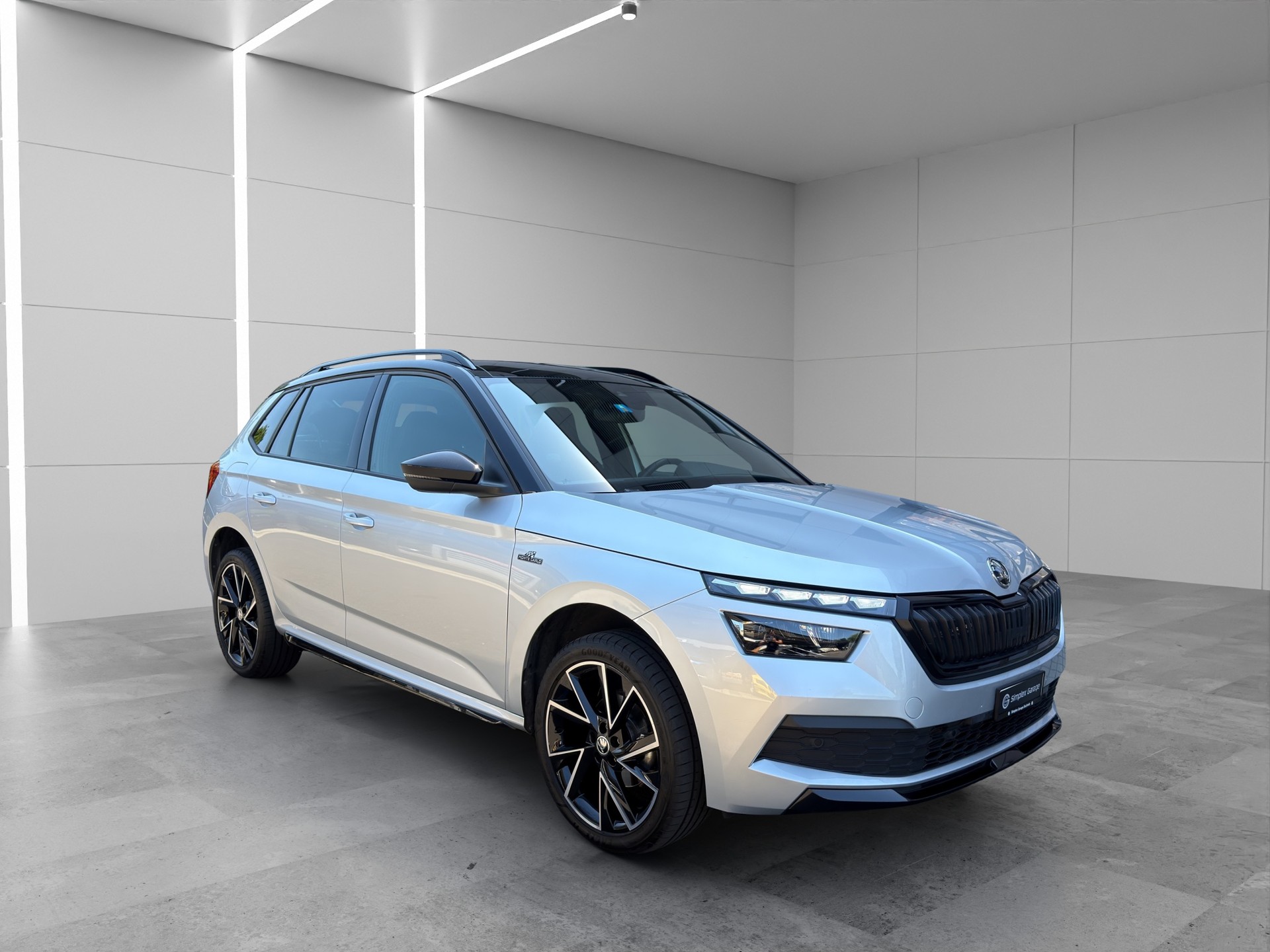 SKODA Kamiq 1.5 TSI Monte Carlo DSG-image-0