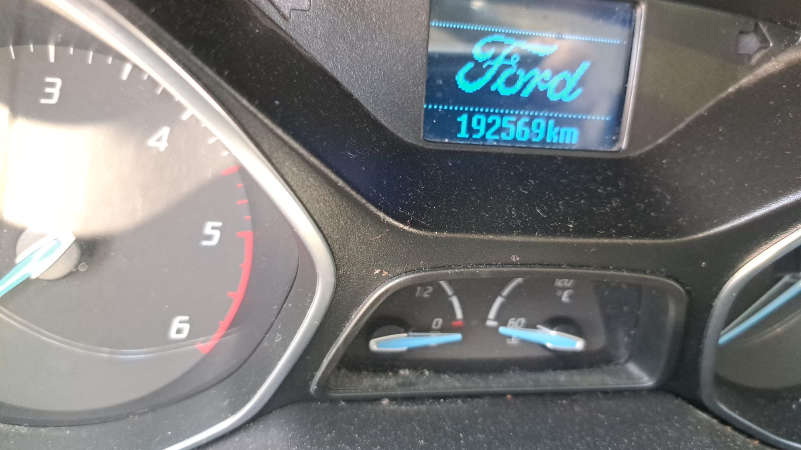 FORD Focus 1.6 TDCi Titanium-image-12