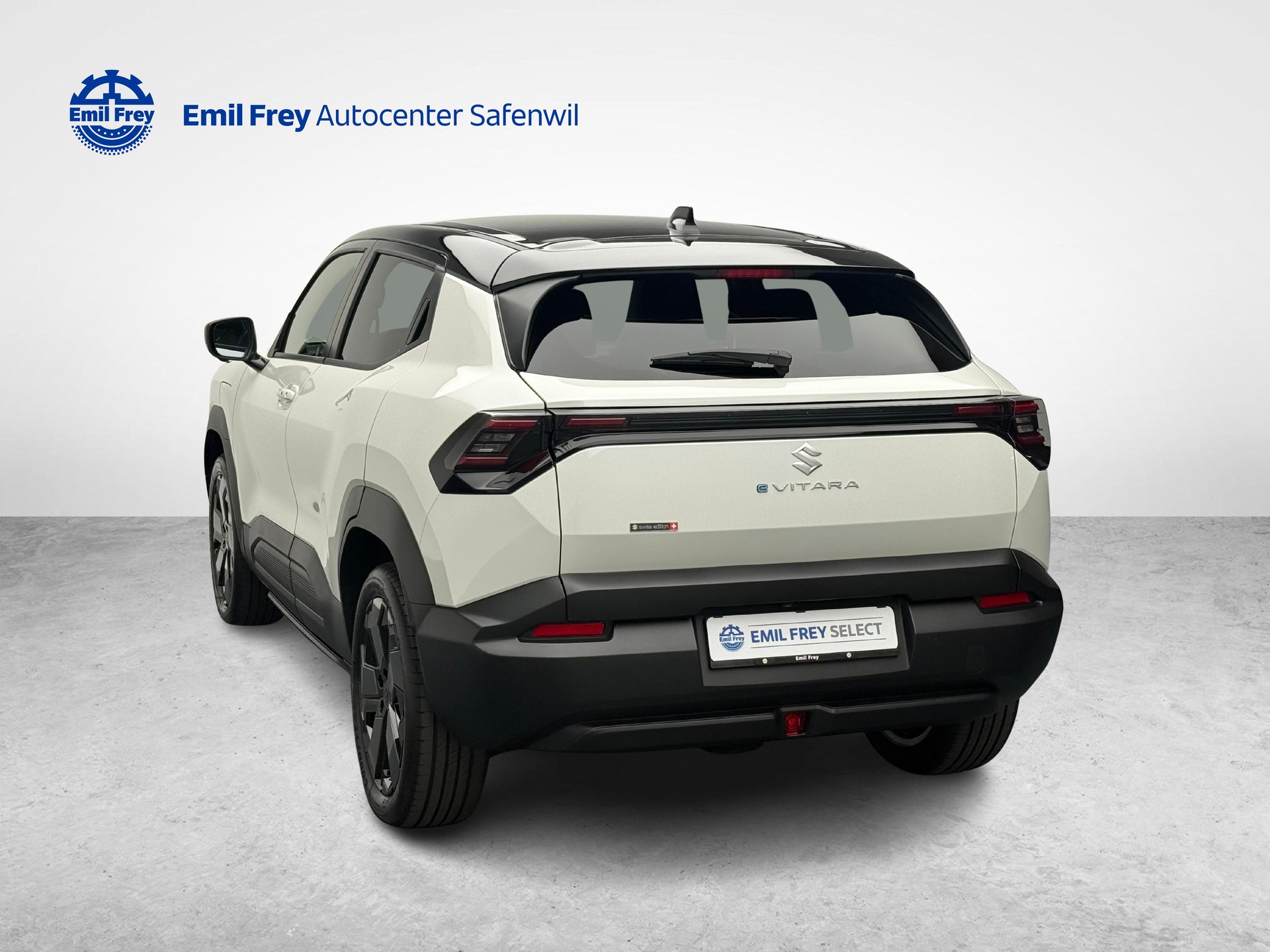 SUZUKI e Vitara Compact Top 4x4-image-2