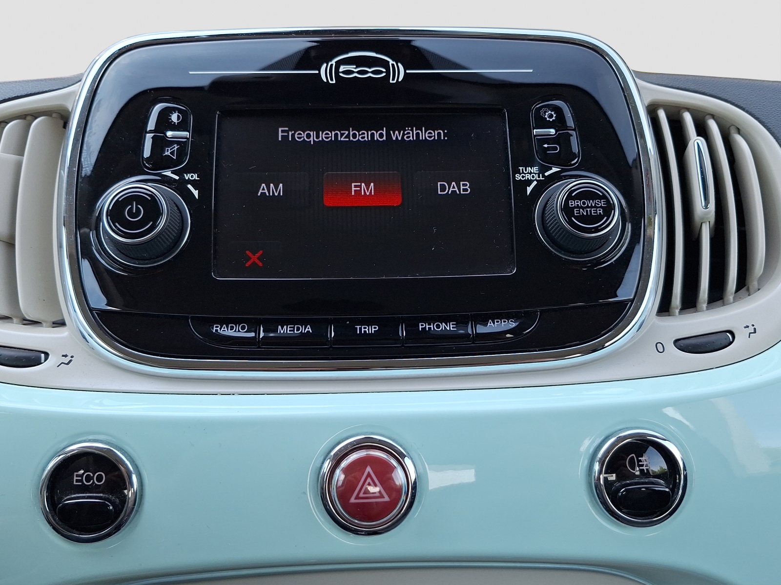 FIAT 500 C 0.9 T TwinAir Pop Star-image-18