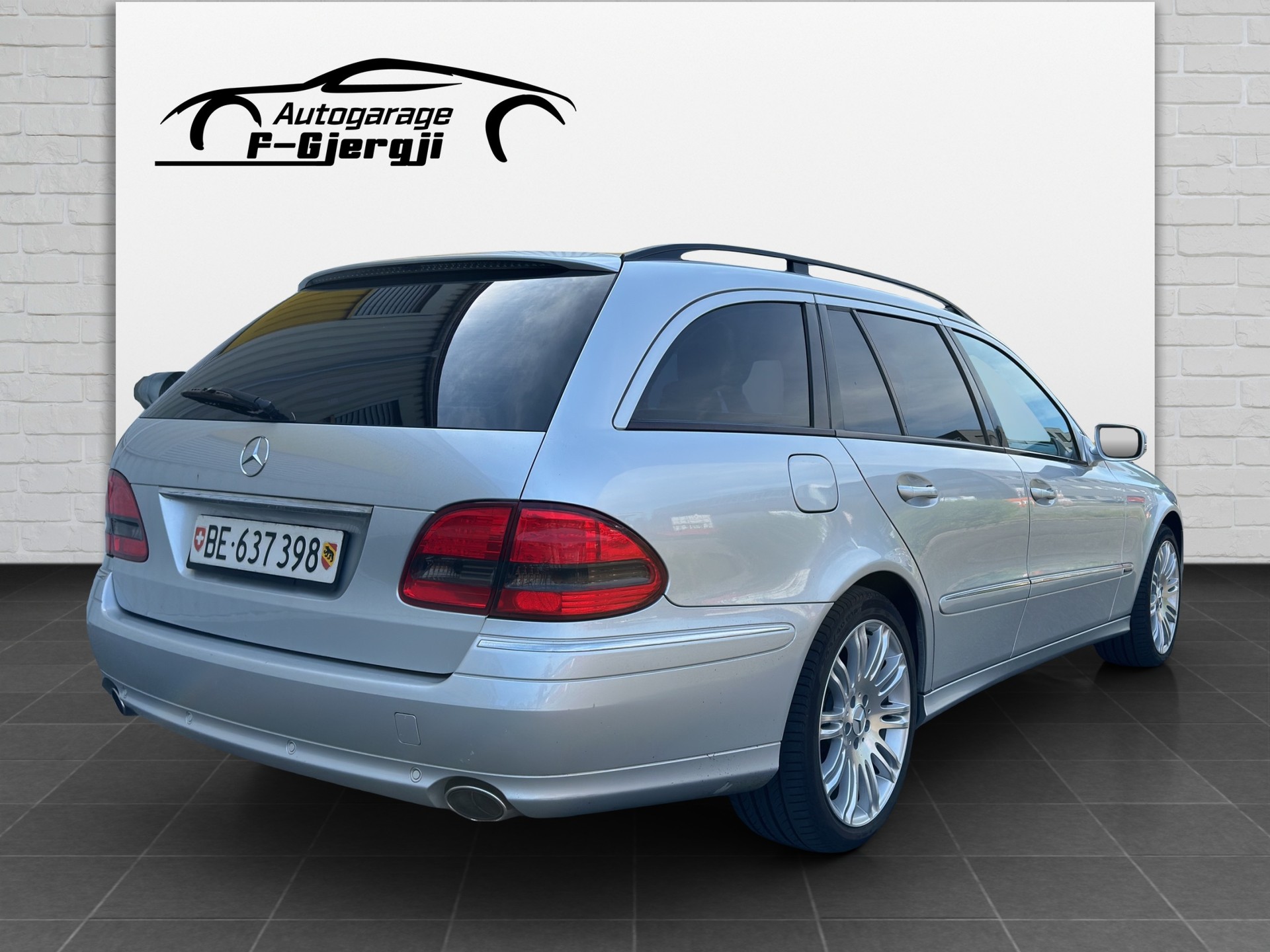 MERCEDES-BENZ E 320 CDI Avantgarde 4Matic Automatic-image-4