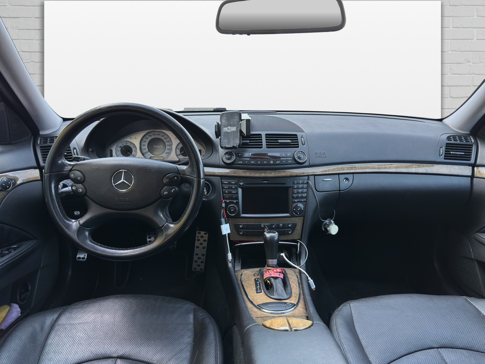 MERCEDES-BENZ E 320 CDI Avantgarde 4Matic Automatic-image-7