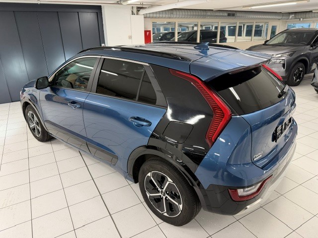 KIA Niro 1.6GDi Plug-in Hybrid Style DCT-image-10