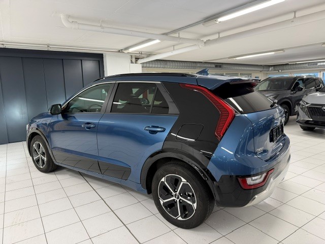 KIA Niro 1.6GDi Plug-in Hybrid Style DCT-image-2