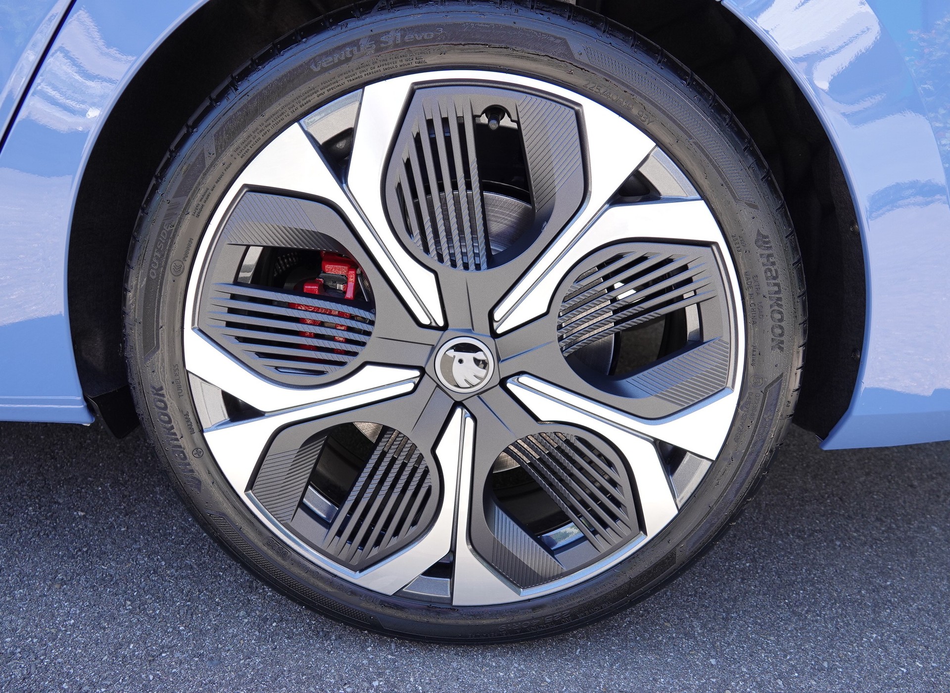 SKODA Octavia Combi 2.0 TSI RS 30 Years Edition DSG-image-21