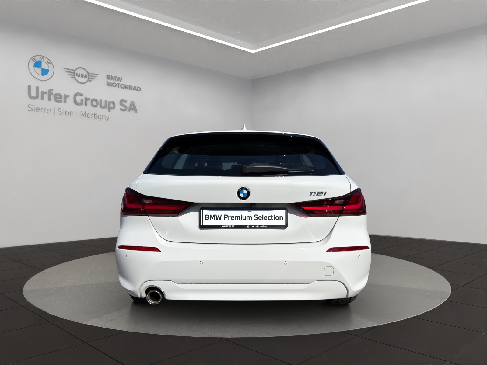 BMW 118i Steptronic (CH)-image-3