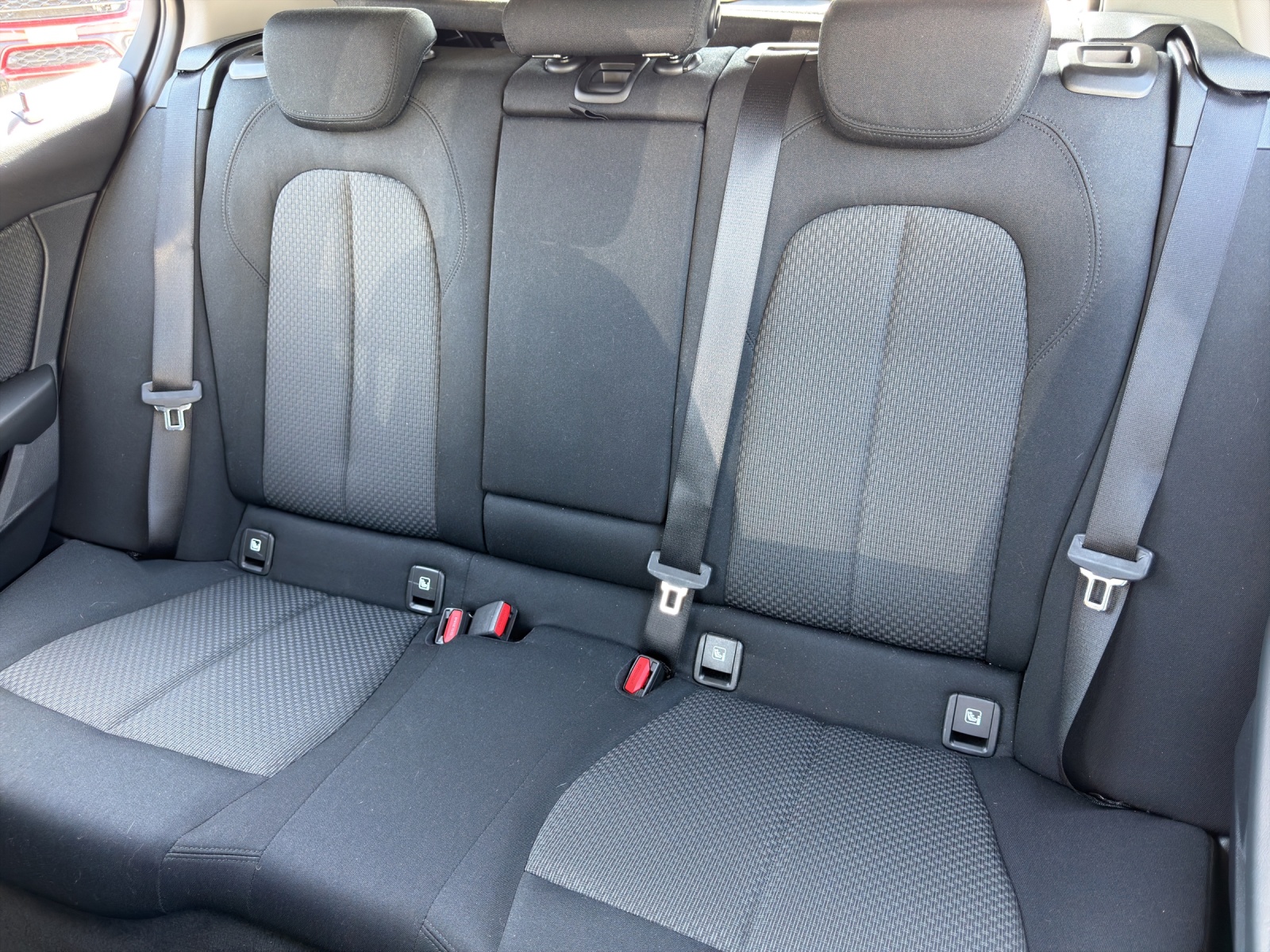 BMW 118i Steptronic (CH)-image-18