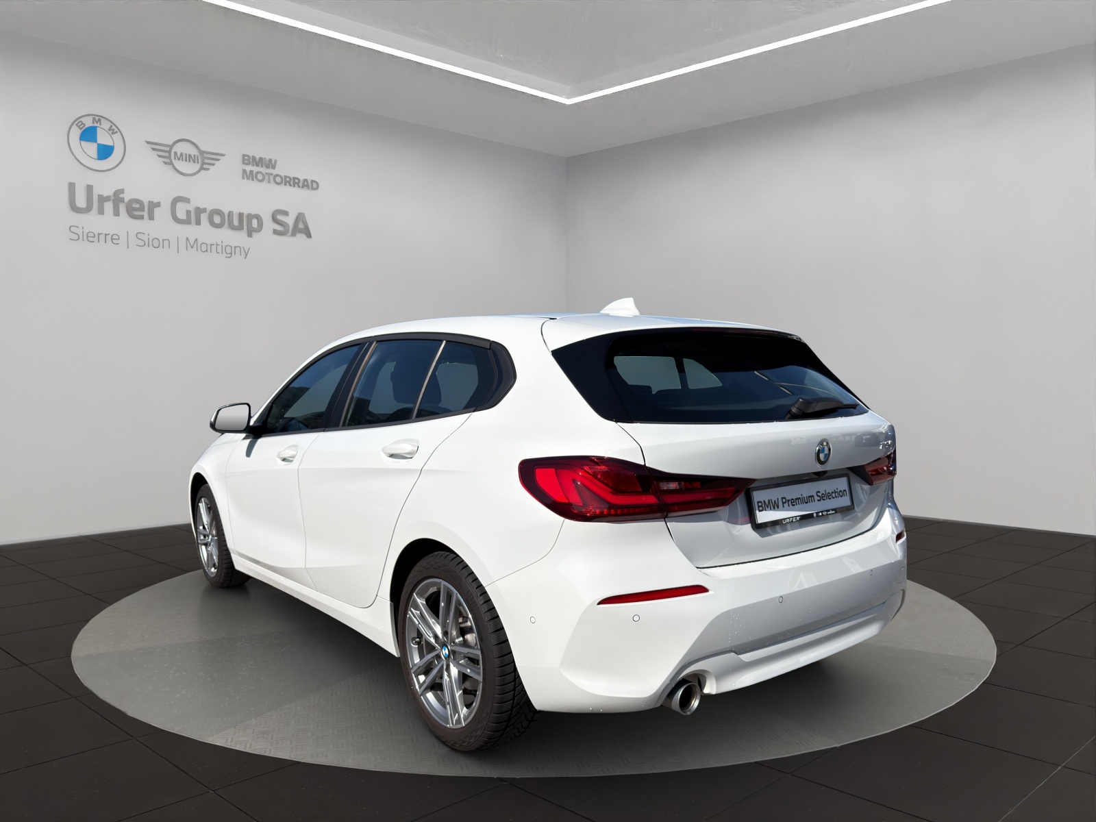 BMW 118i Steptronic (CH)-image-2