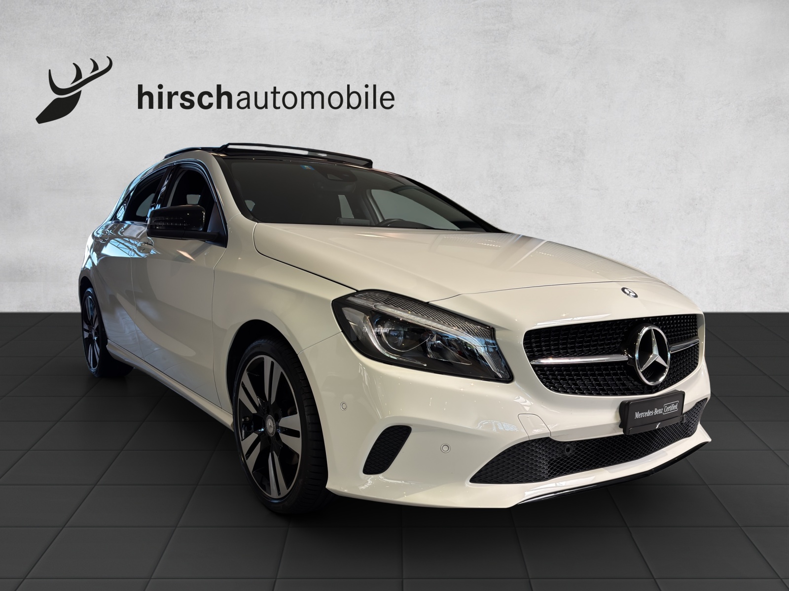 MERCEDES-BENZ A 220 Urban 4Matic 7G-DCT-image-4
