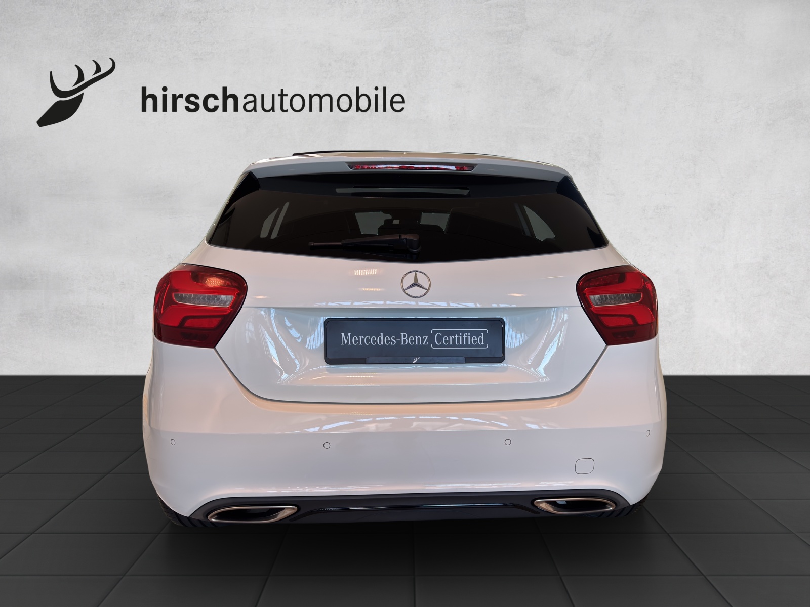 MERCEDES-BENZ A 220 Urban 4Matic 7G-DCT-image-2