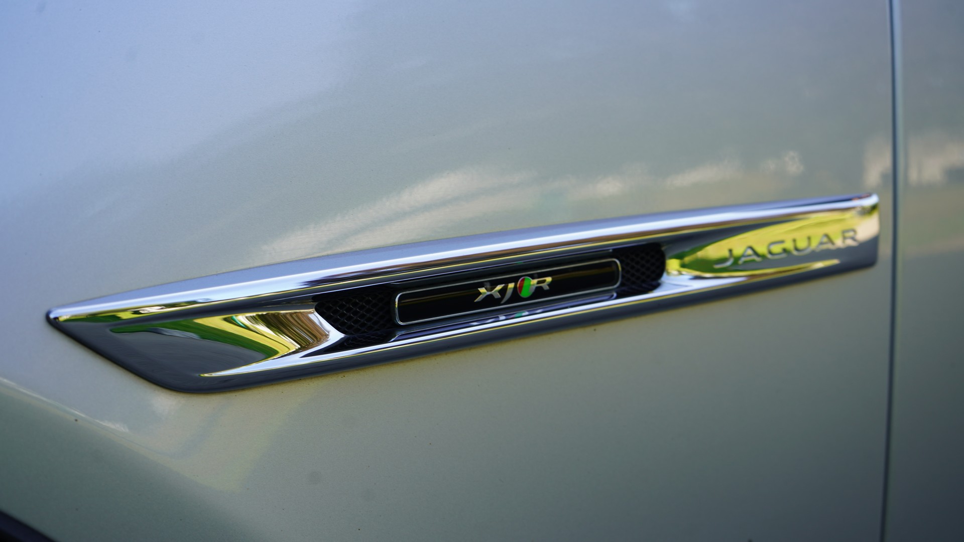 JAGUAR XJR 5.0 V8 S/C-image-31